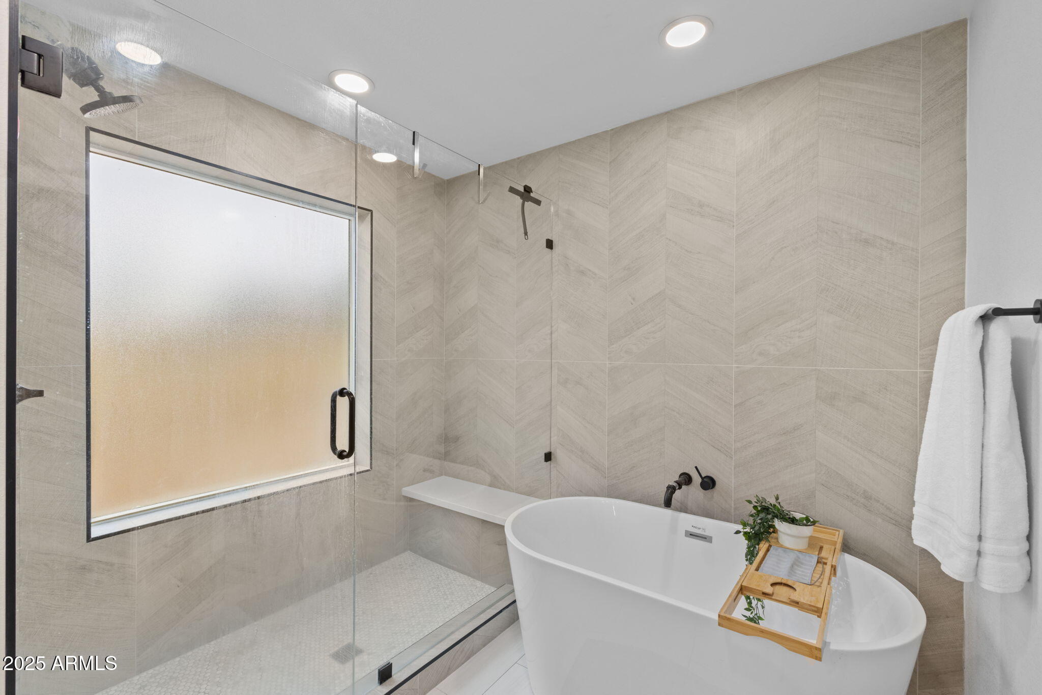 5009 E PARADISE Lane