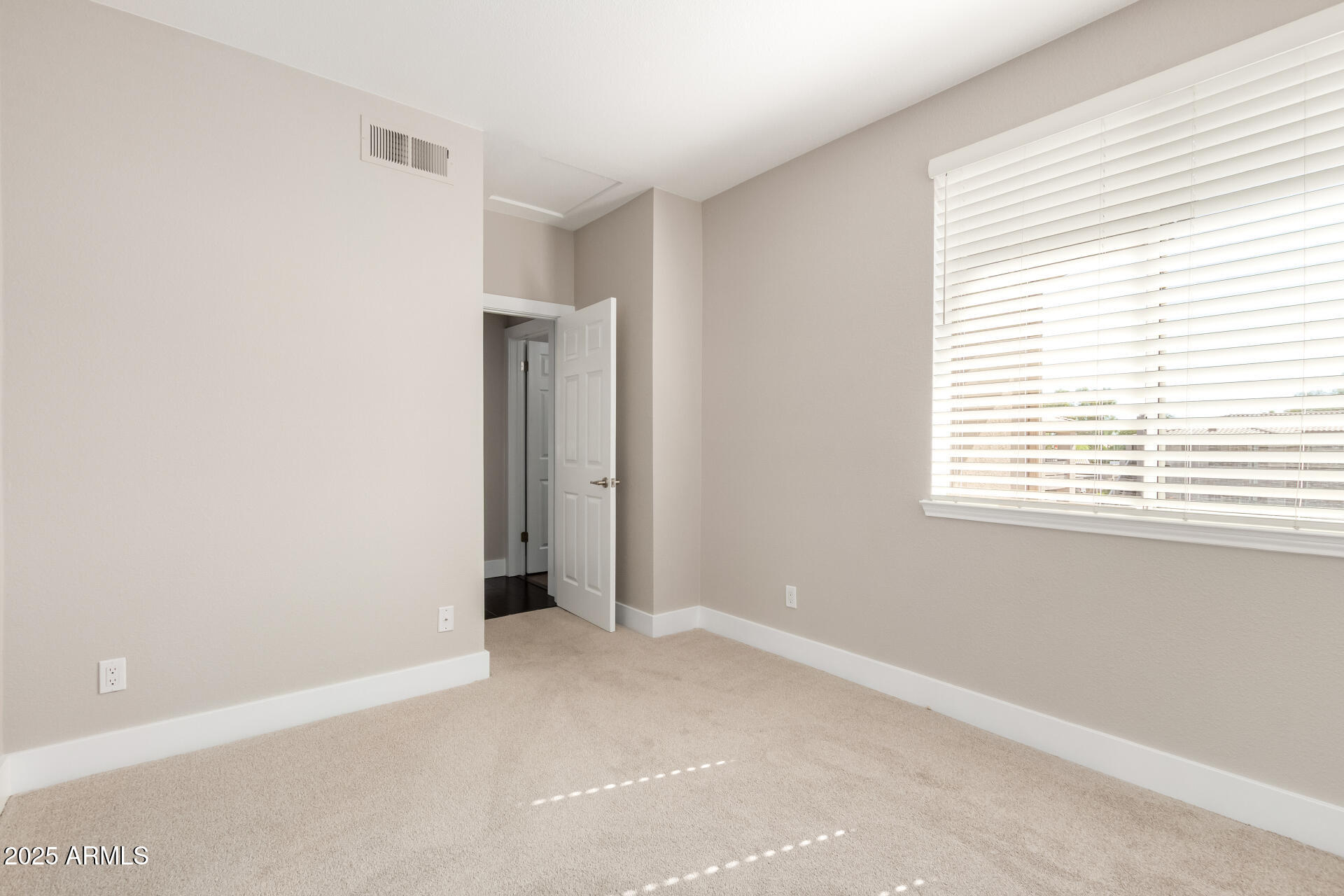 7009 E ACOMA Drive 2134