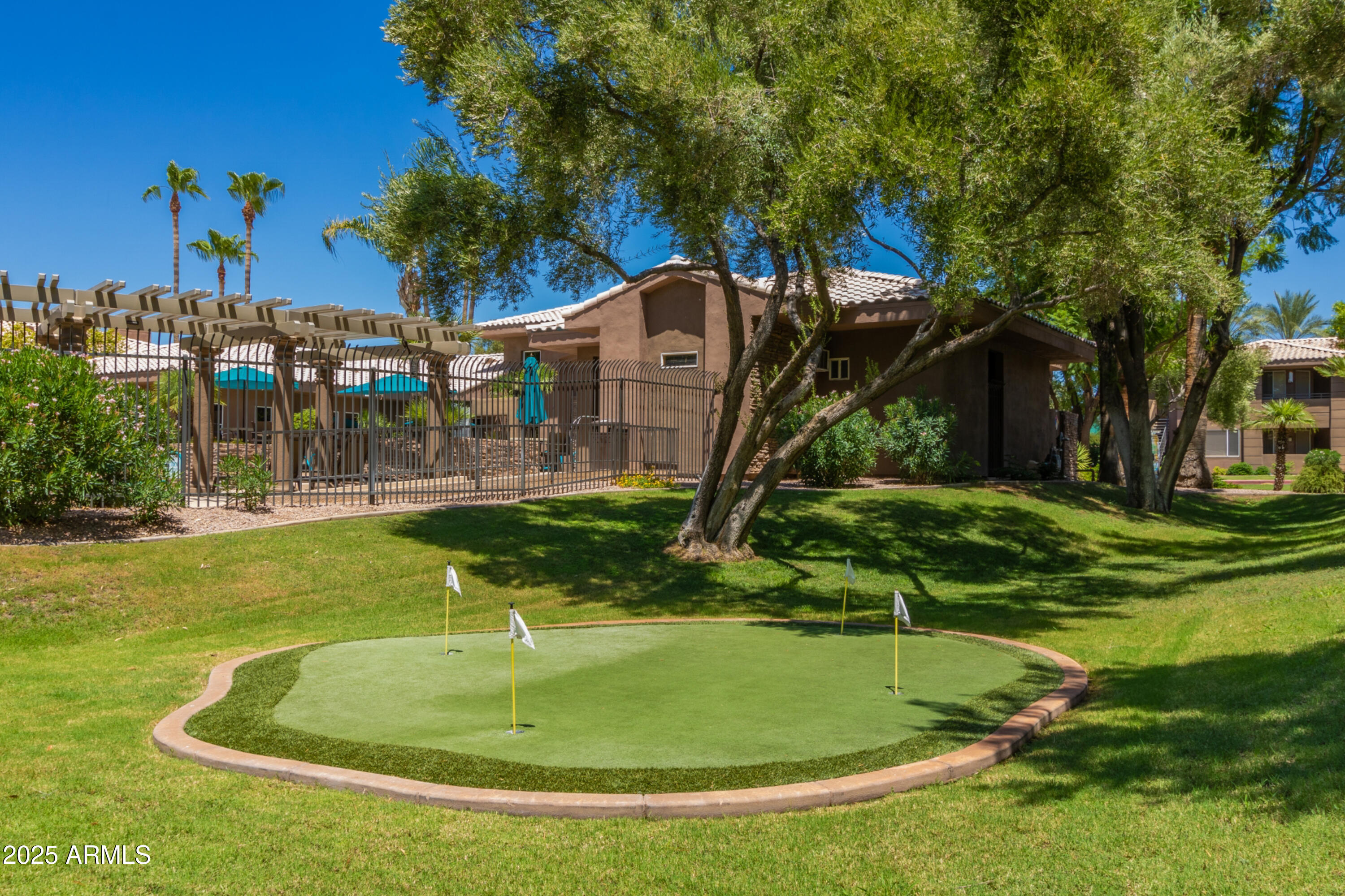 7009 E ACOMA Drive 2134