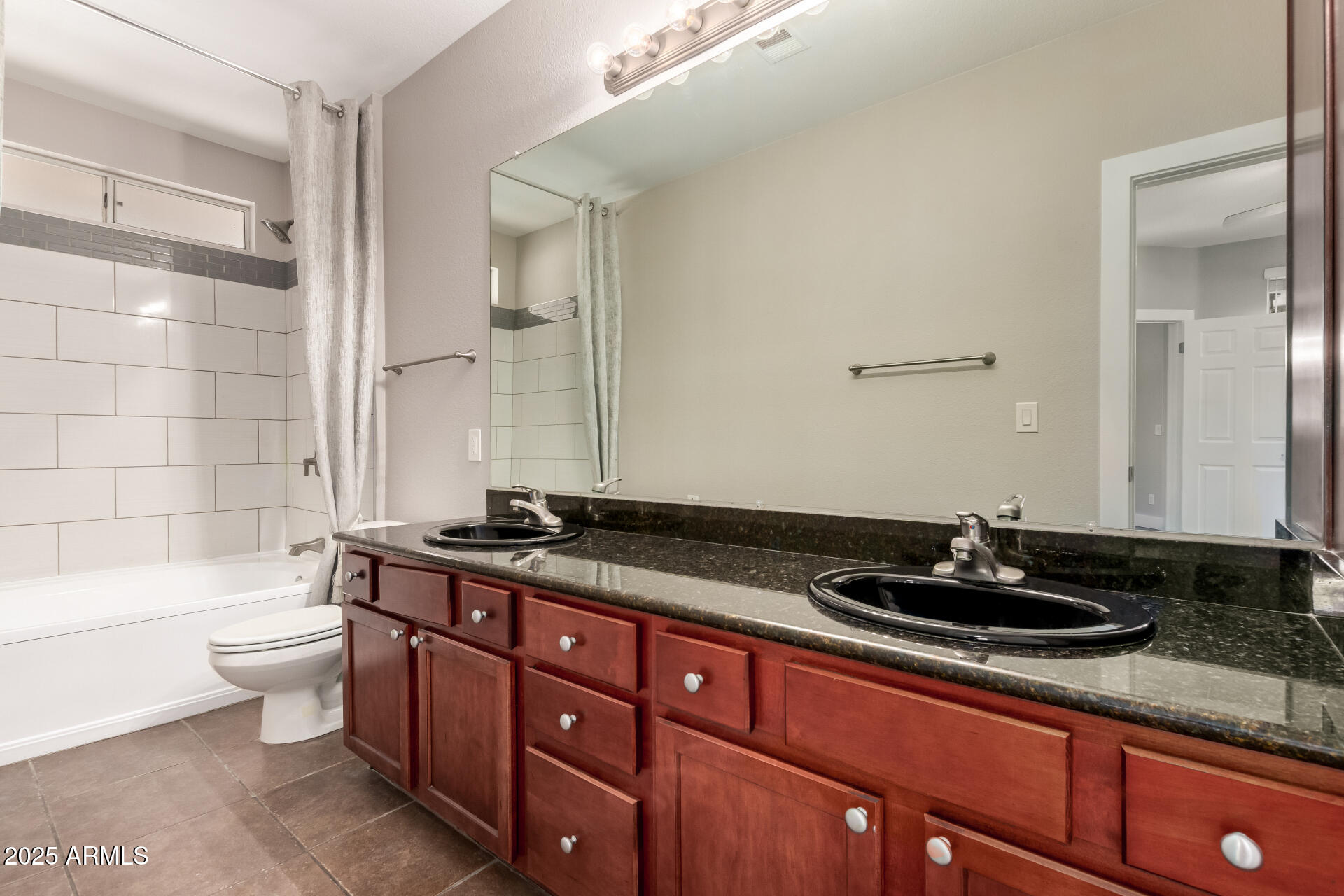 7009 E ACOMA Drive 2134