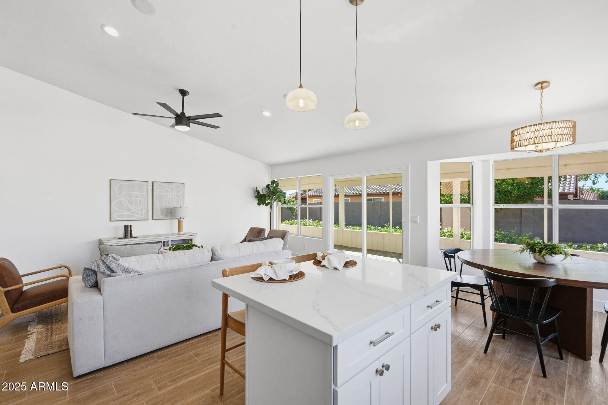 2508 S COLLEEN Circle