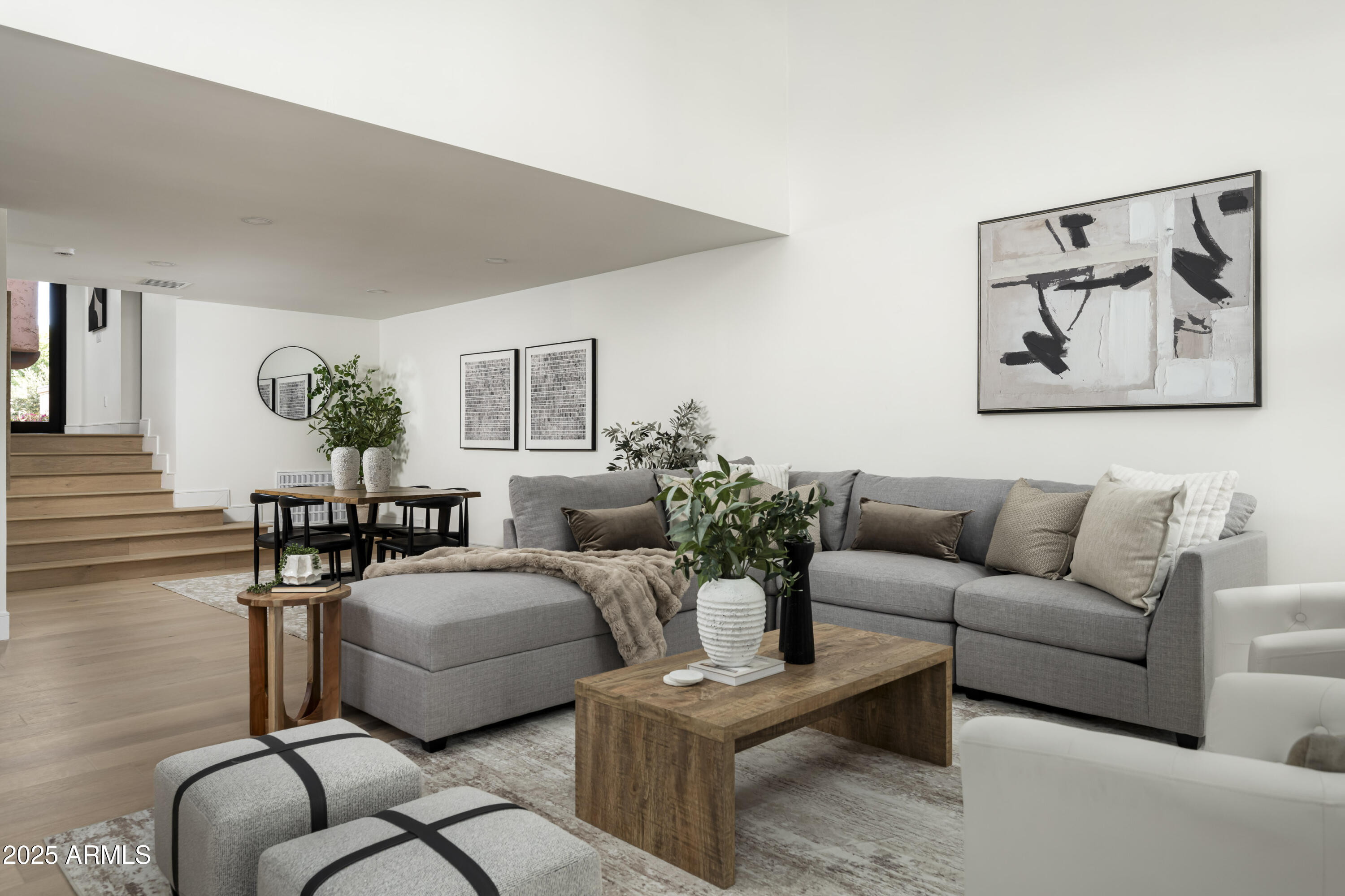 4446 E CAMELBACK Road, 102