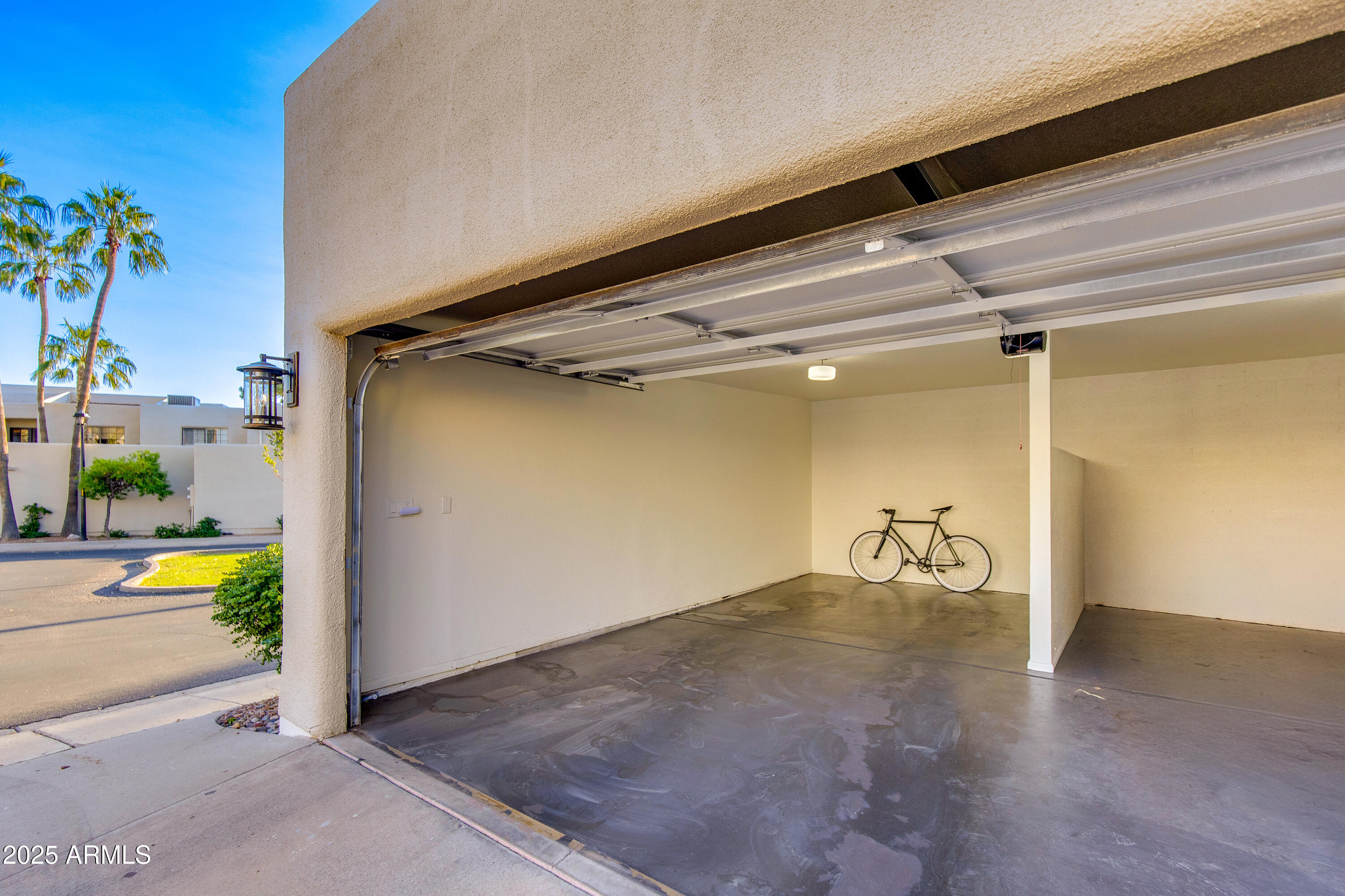 6214 N 30TH Place