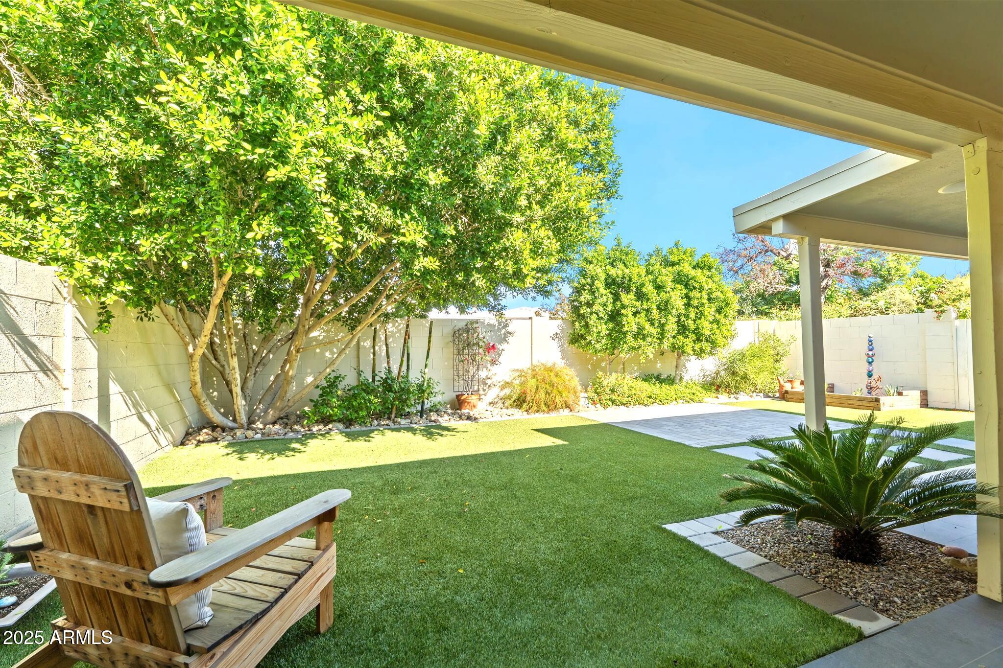 7602 E NORTHLAND Drive