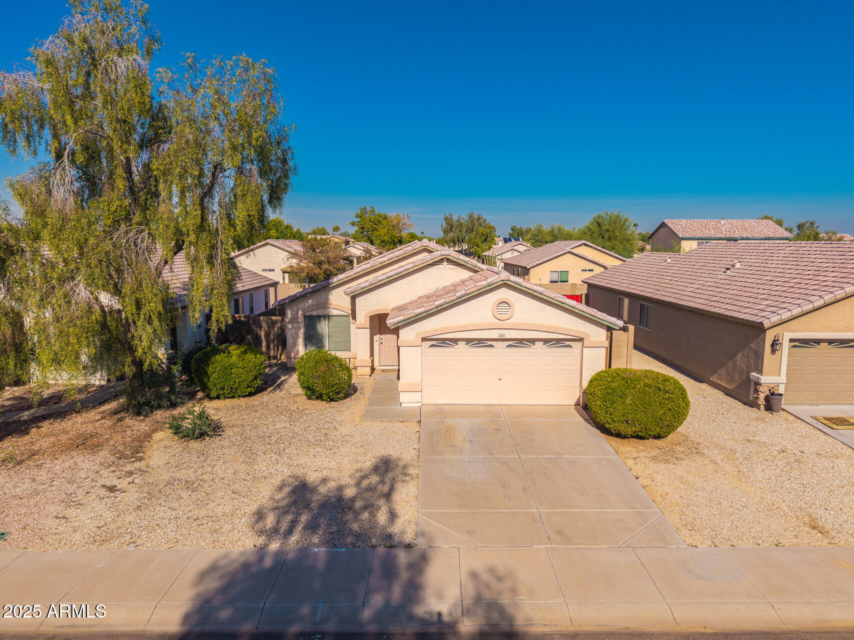 15882 W MADISON Street