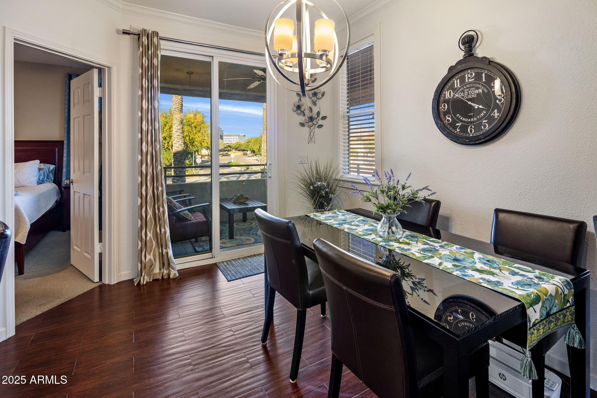 7009 E ACOMA Drive 2001