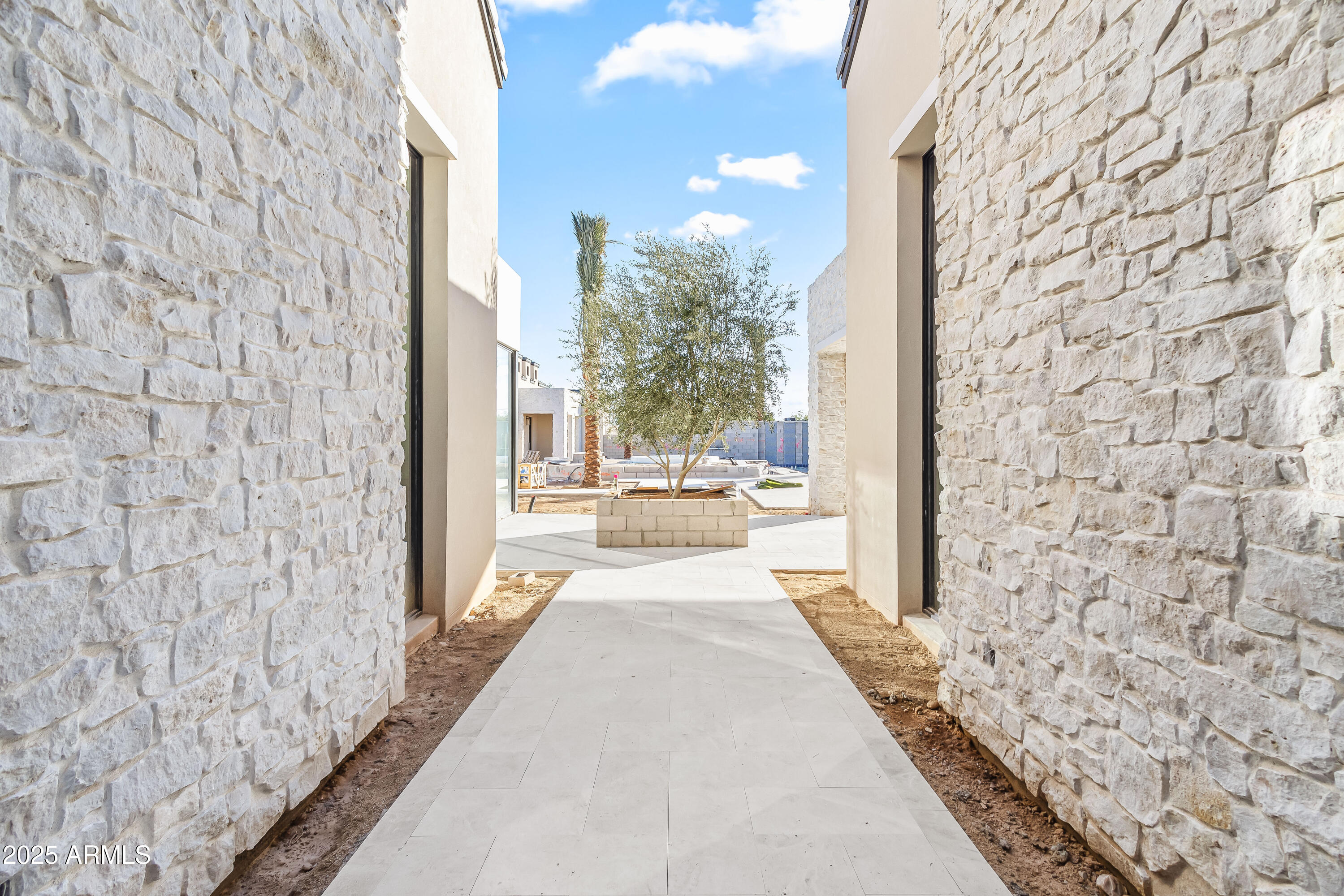 7031 E PARADISE Drive