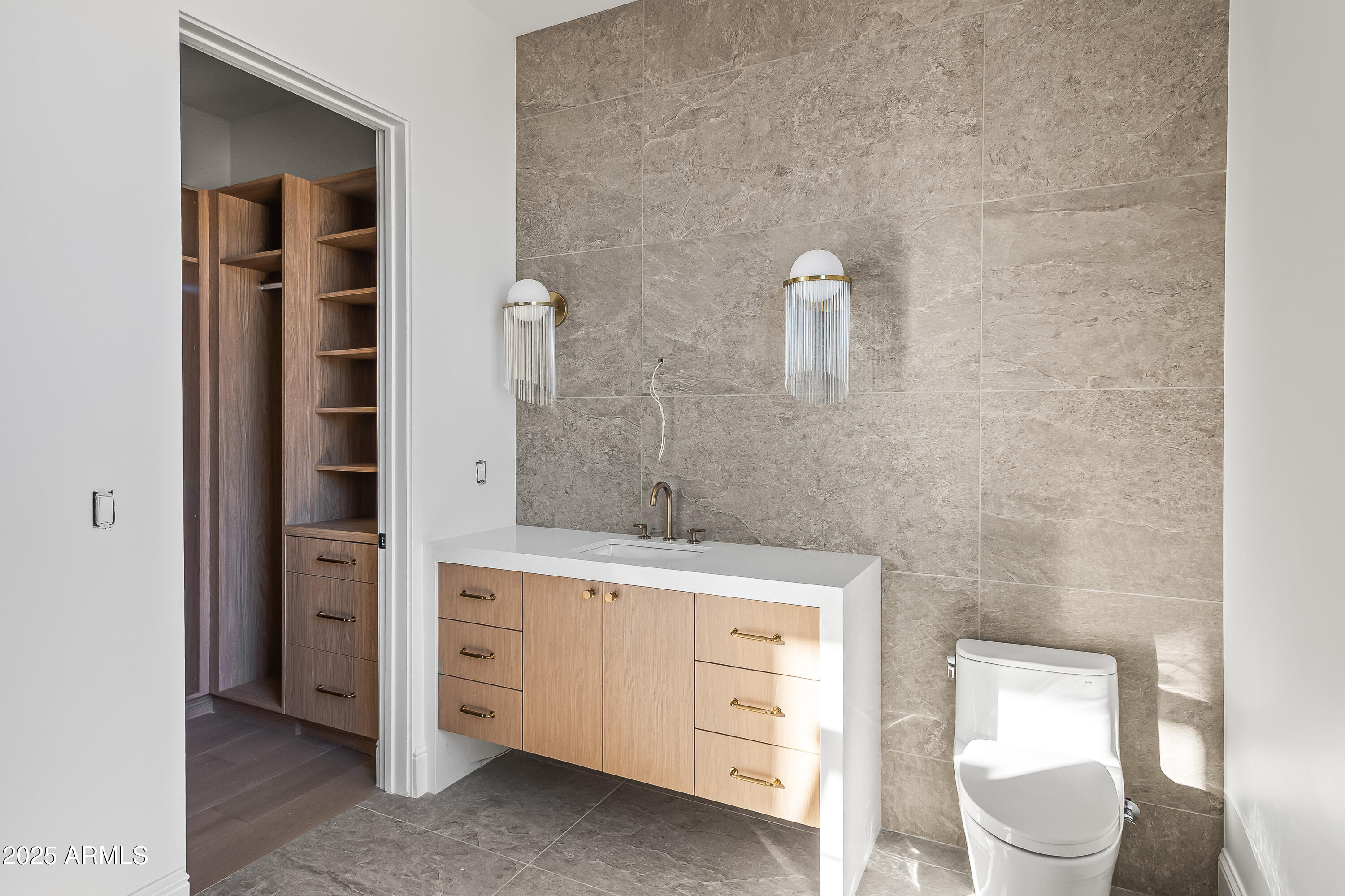 7031 E PARADISE Drive