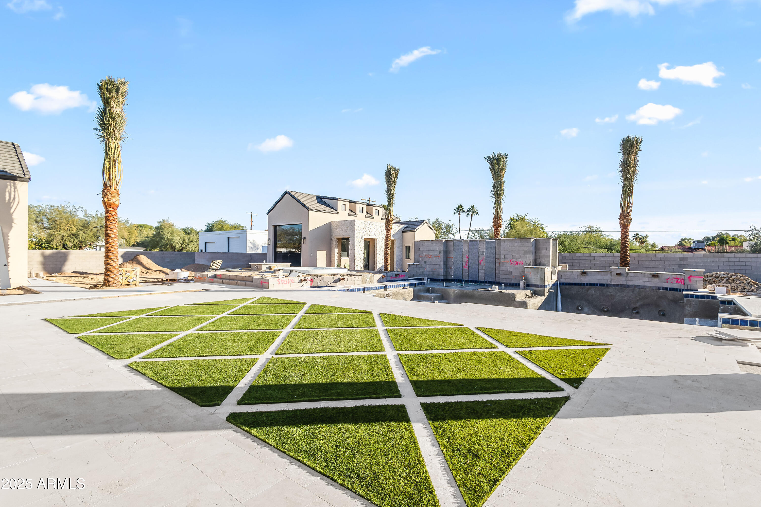 7031 E PARADISE Drive