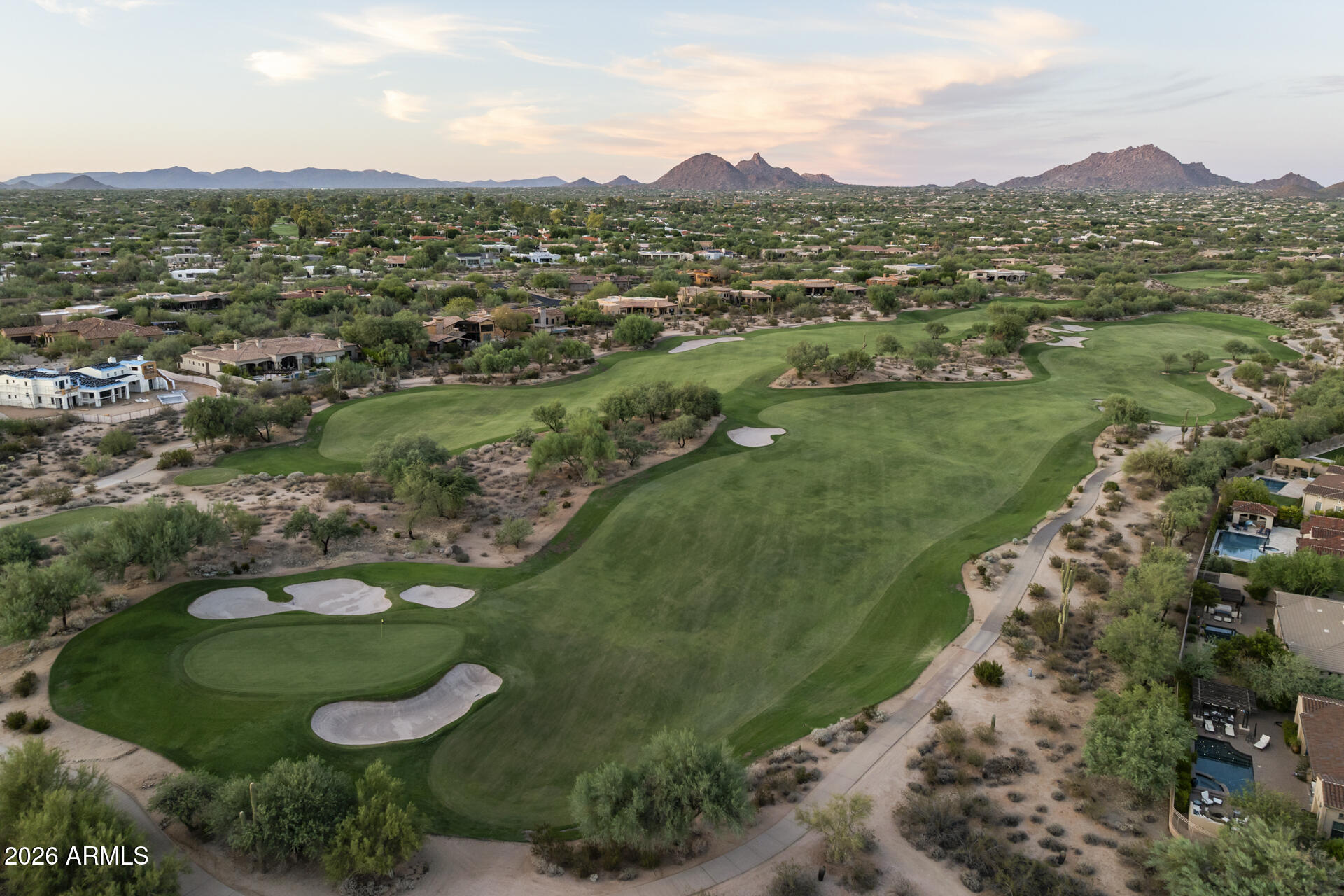 8084 E WINDWOOD Lane