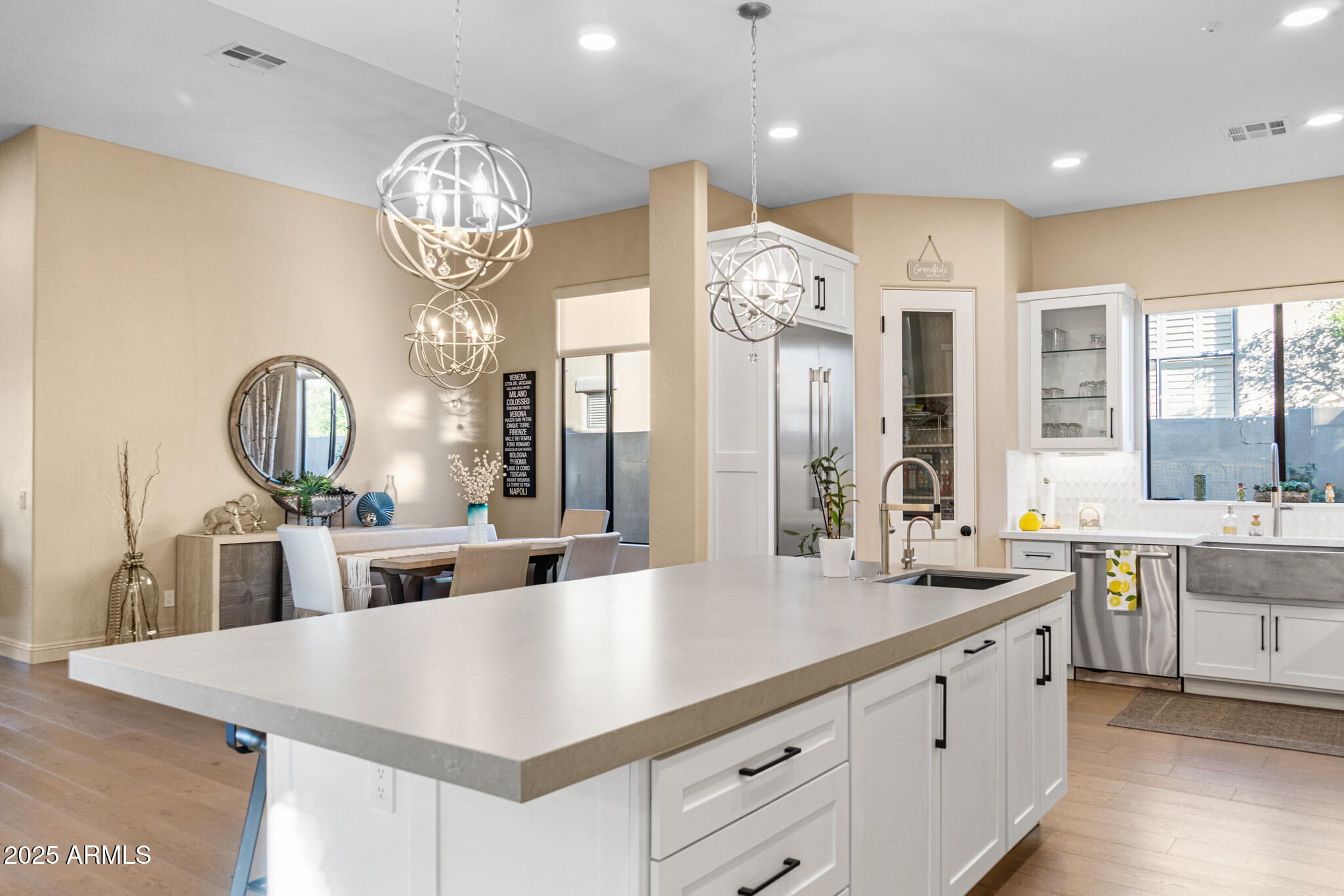 8084 E WINDWOOD Lane