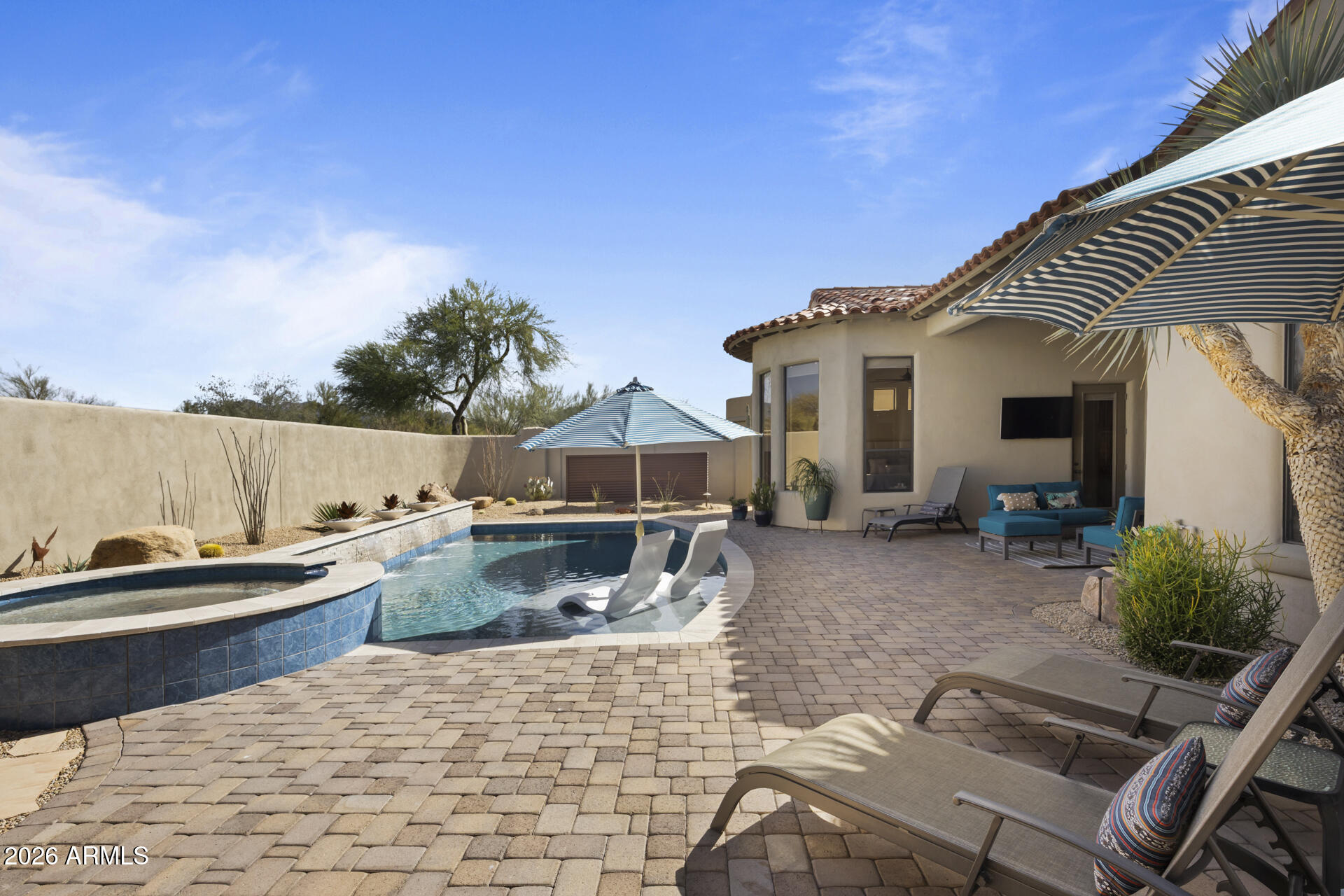 8084 E WINDWOOD Lane