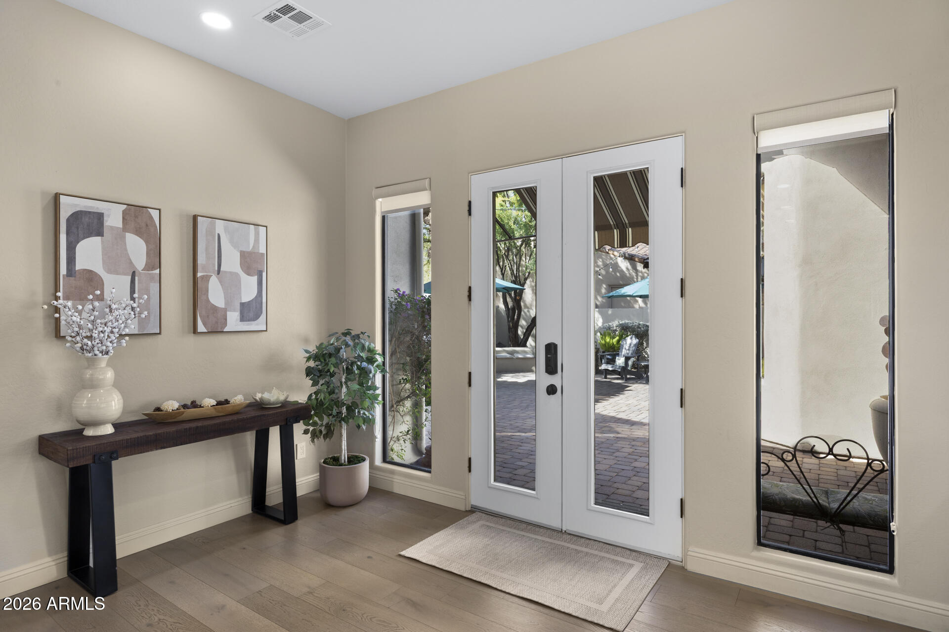 8084 E WINDWOOD Lane