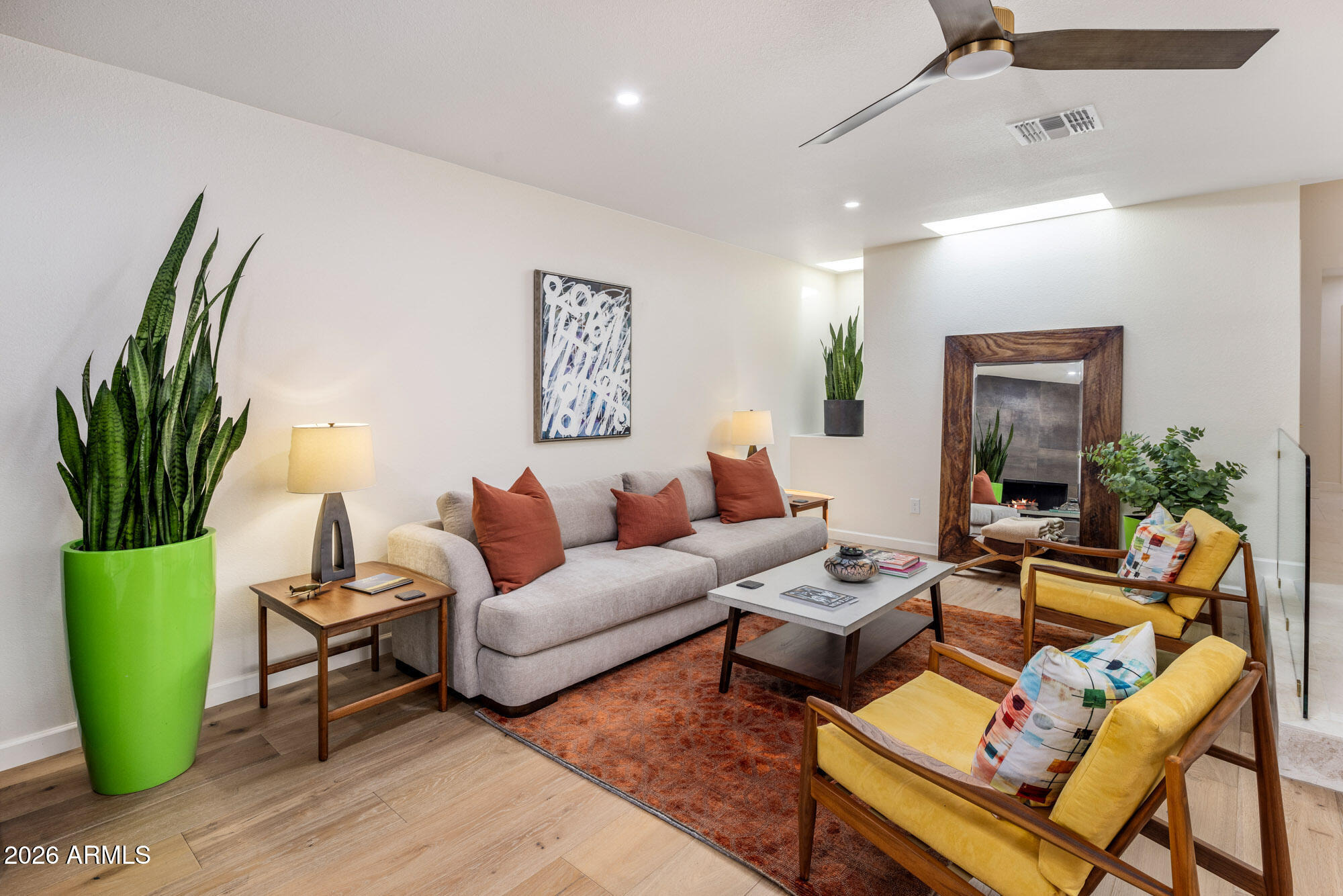 8083 E Via Del Valle