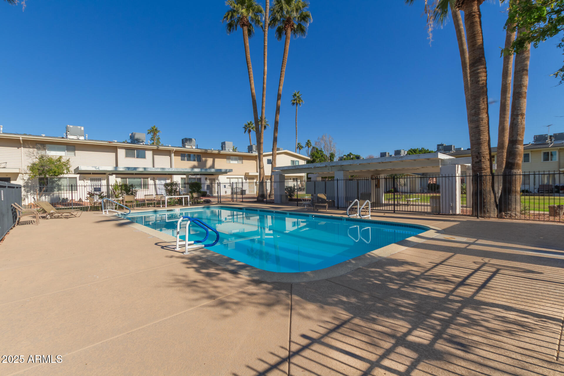 8220 E GARFIELD Street M8