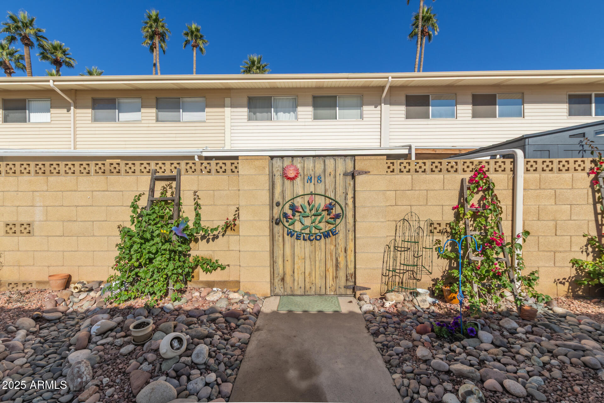 8220 E GARFIELD Street M8