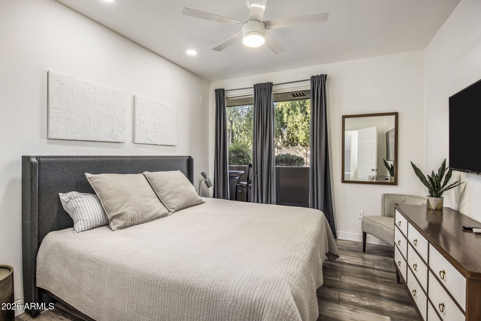 7009 E Acoma Drive 1034