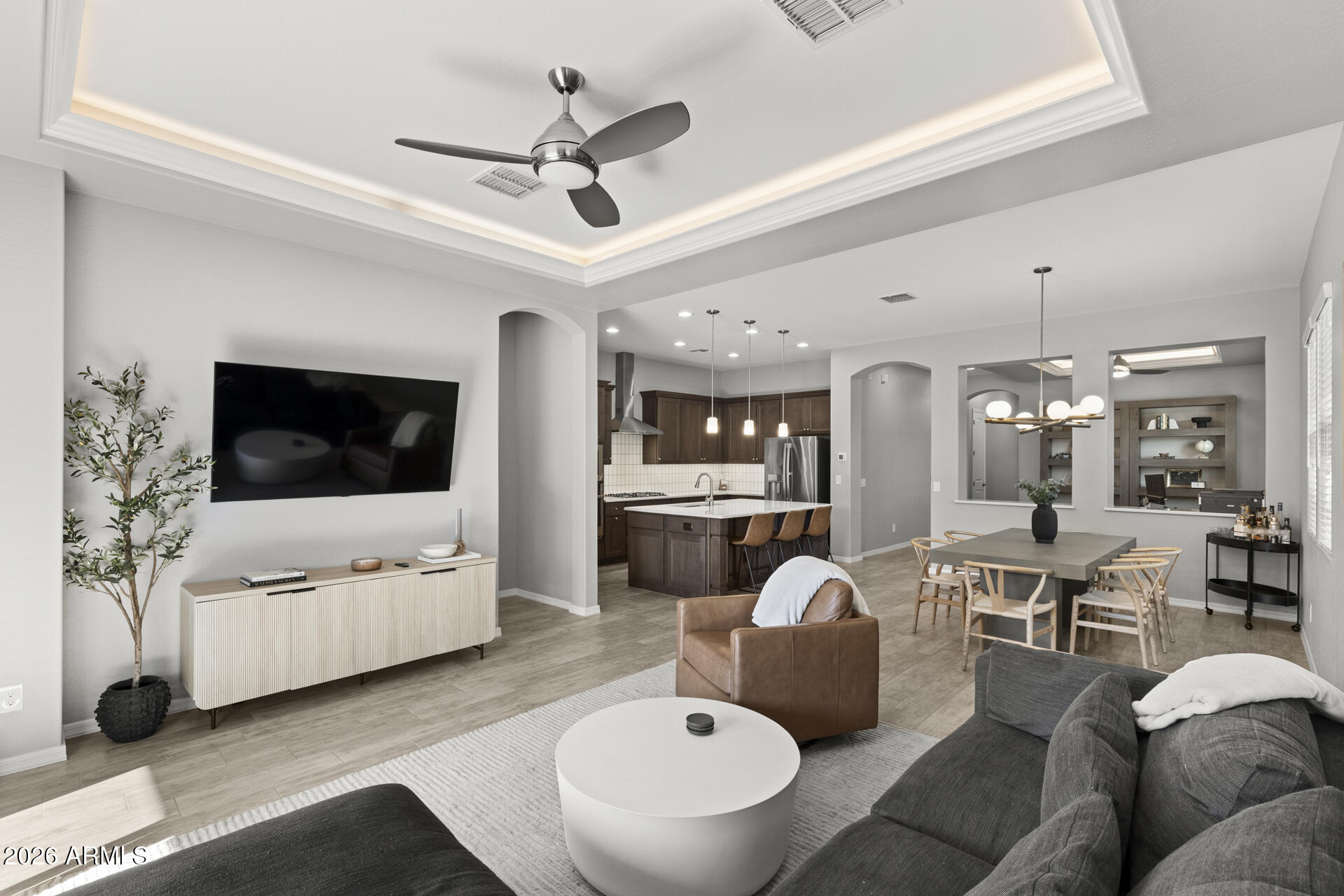 3445 E APPALOOSA Road