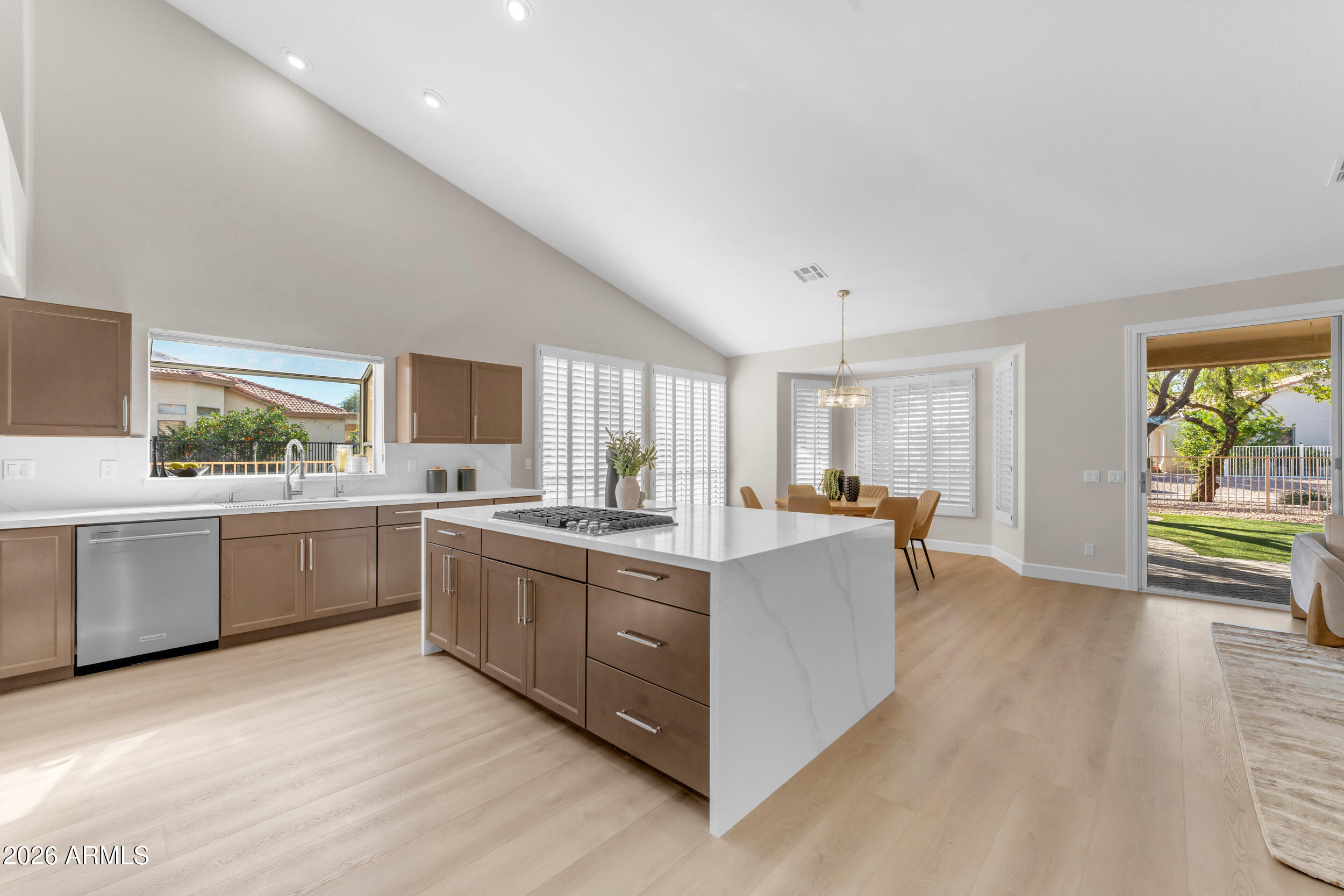 9009 E CEDAR WAXWING Drive