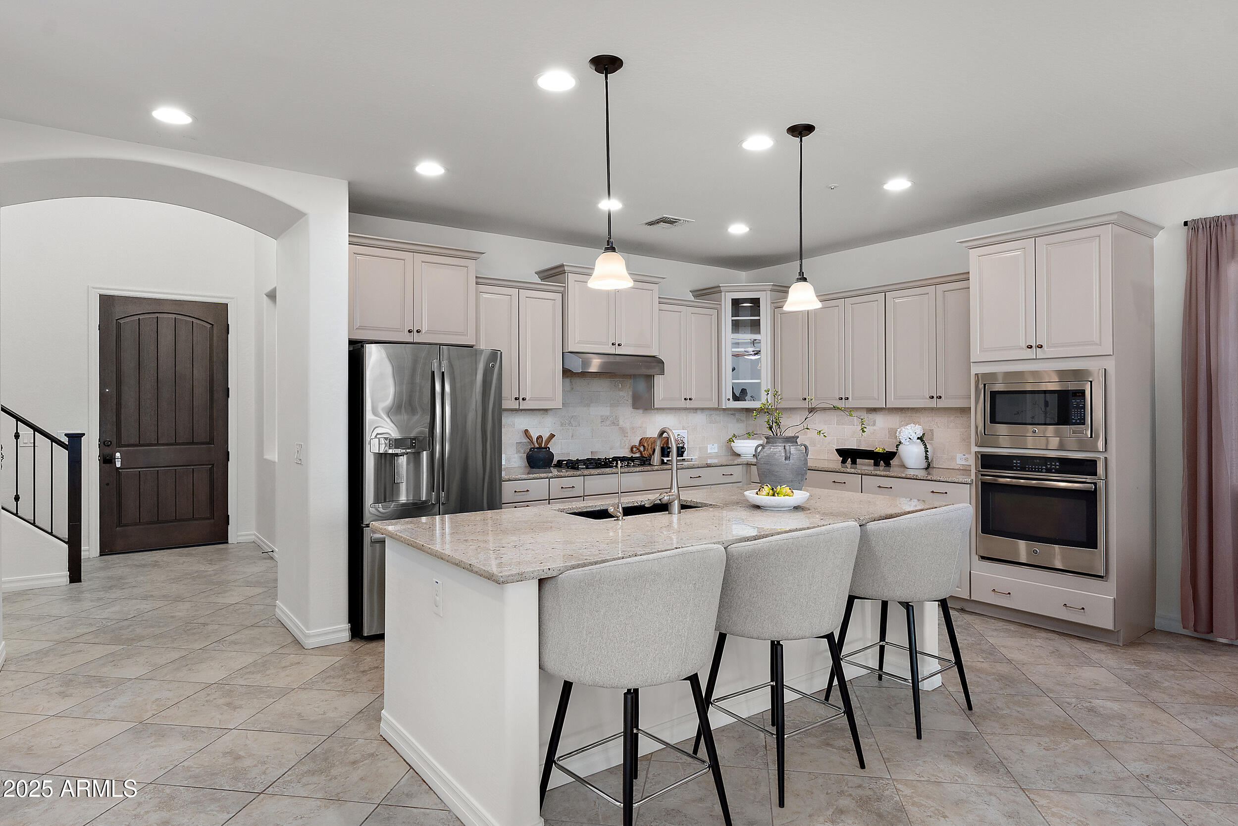 6181 S FRESNO Street