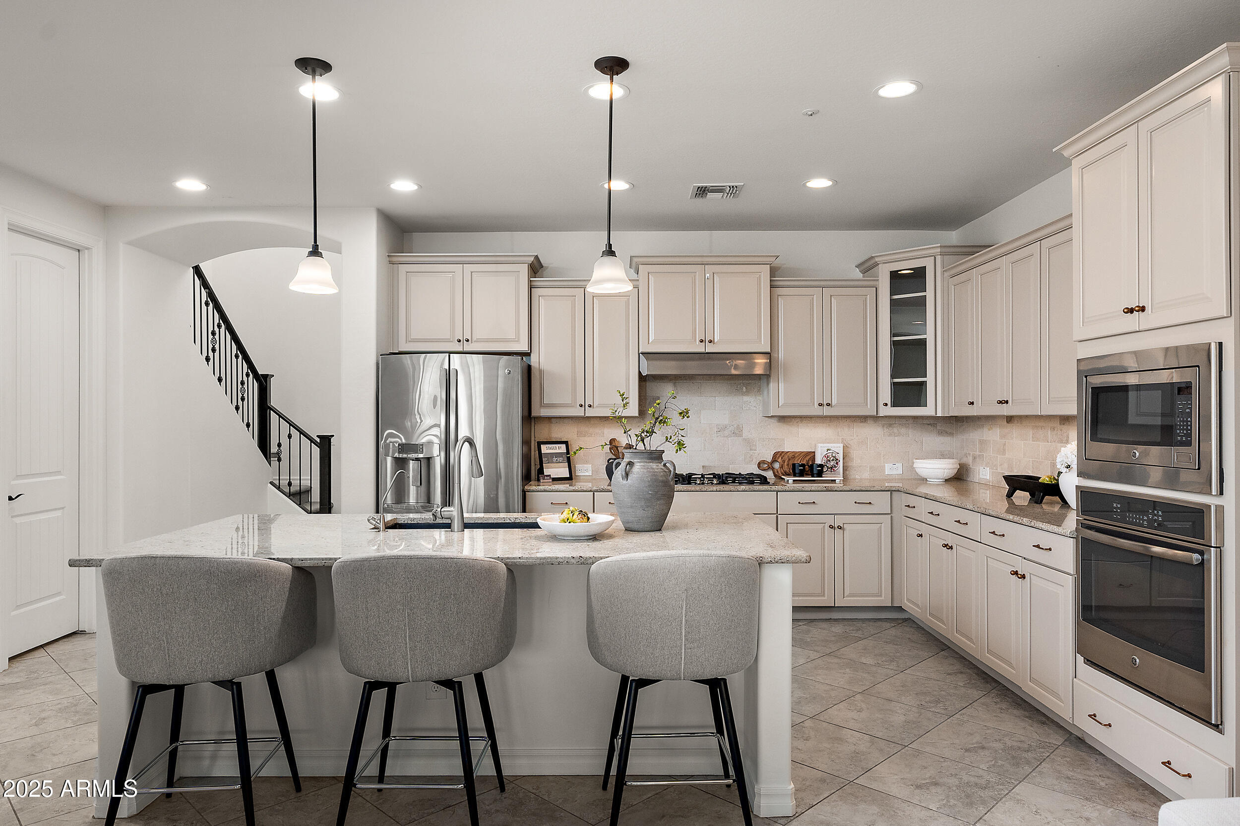 6181 S FRESNO Street