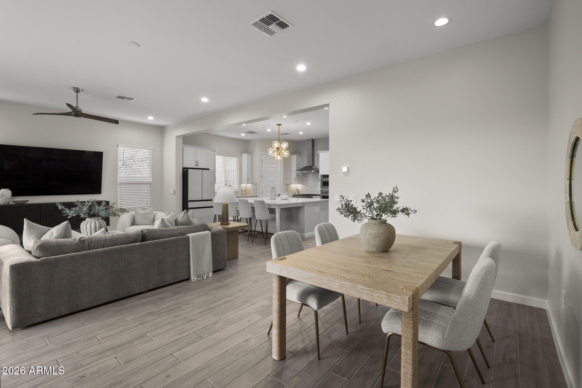 5954 E CAT BALUE Drive