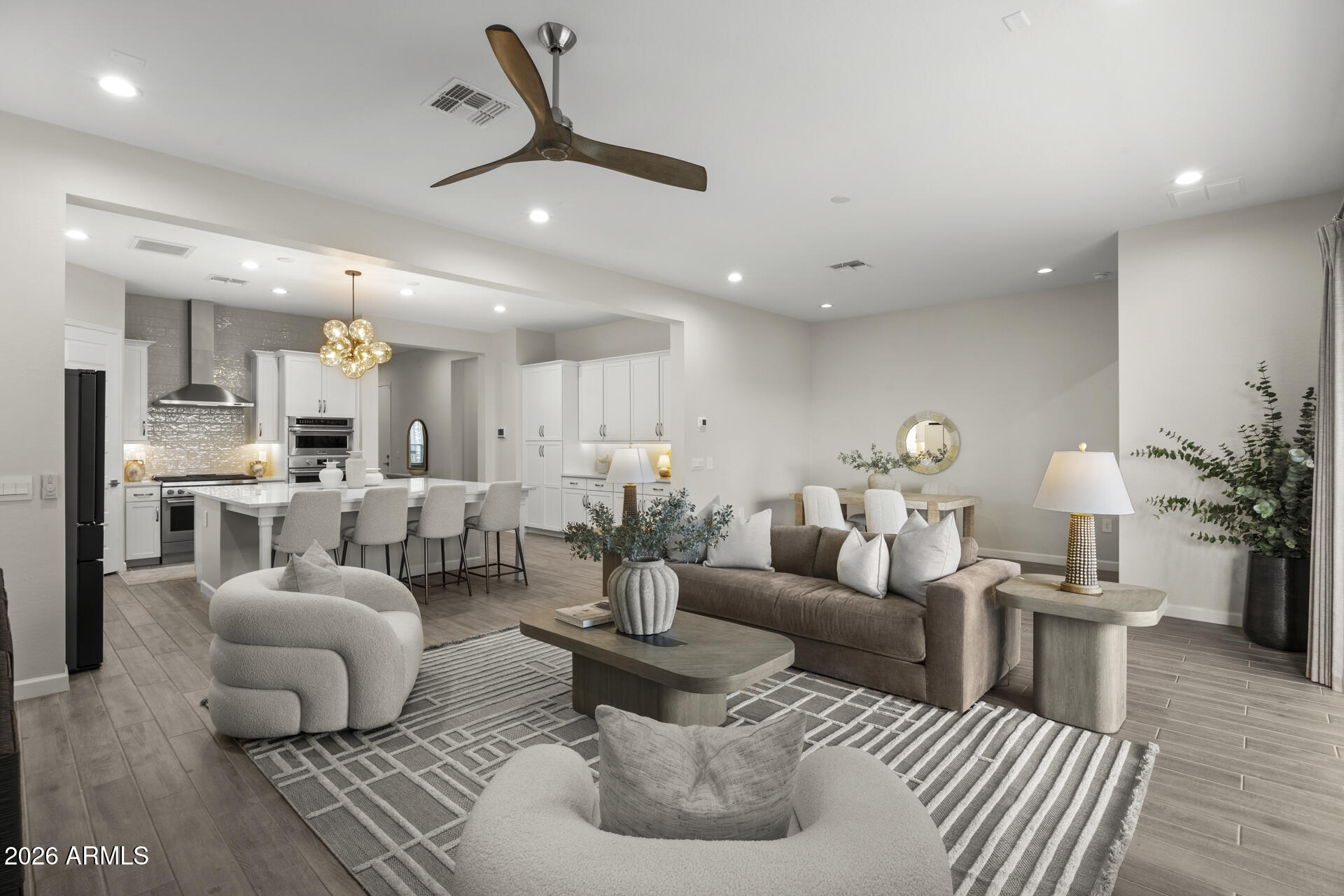 5954 E CAT BALUE Drive