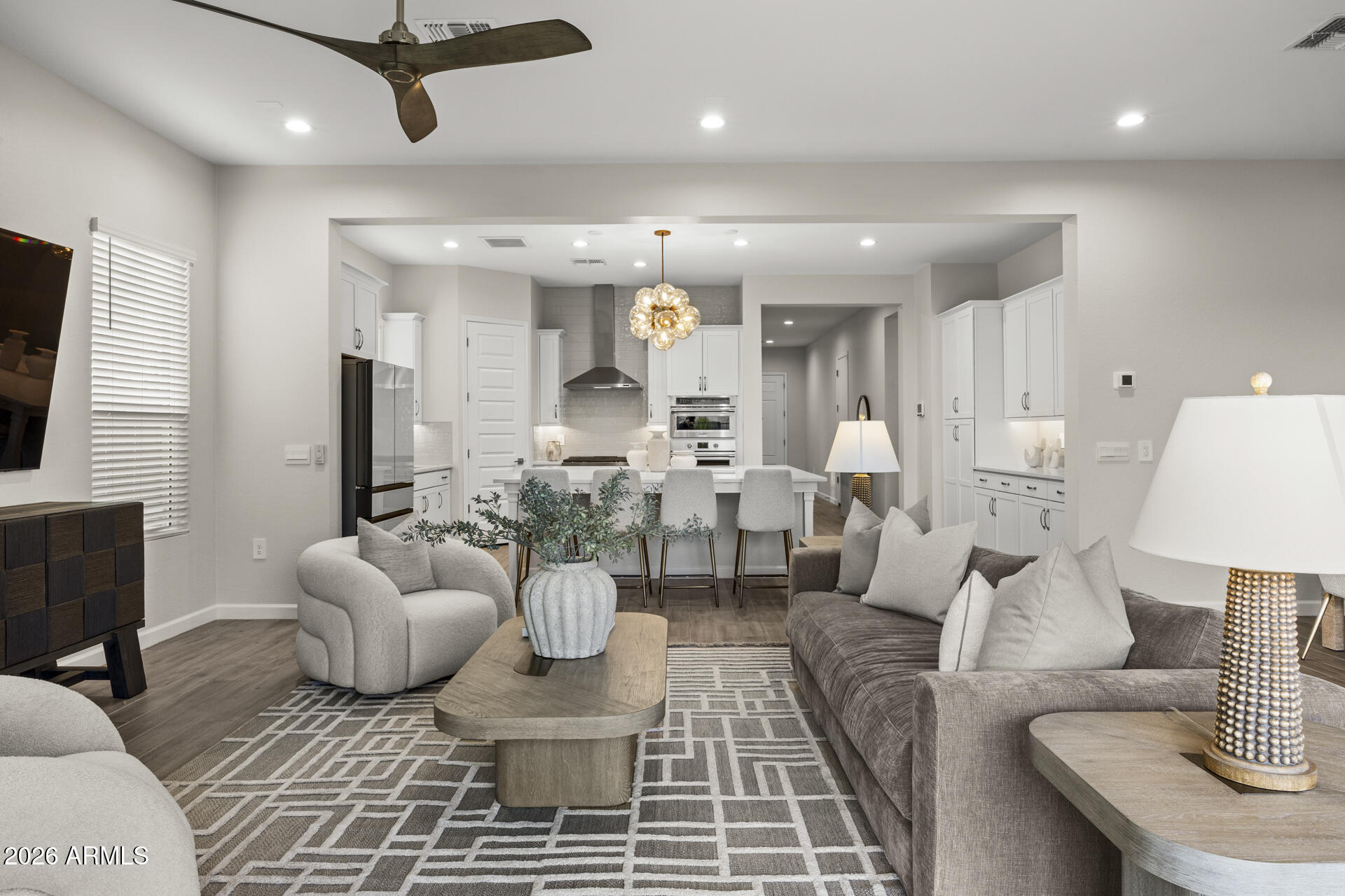 5954 E CAT BALUE Drive