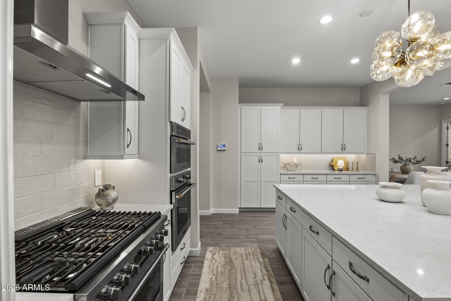 5954 E CAT BALUE Drive