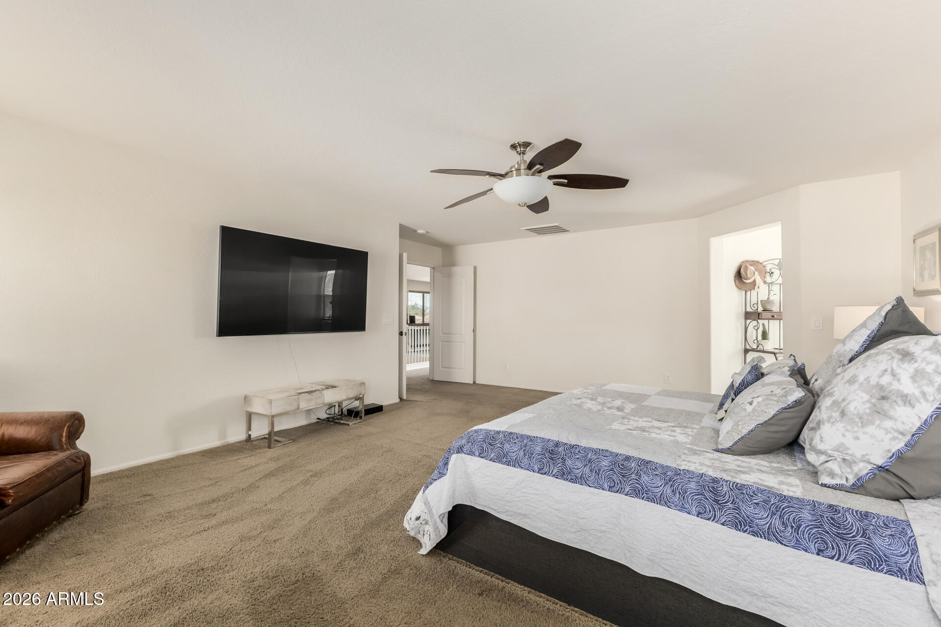 2507 E RUSTLING OAKS Lane