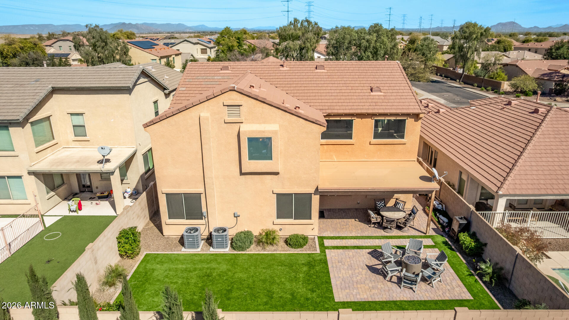 2507 E RUSTLING OAKS Lane