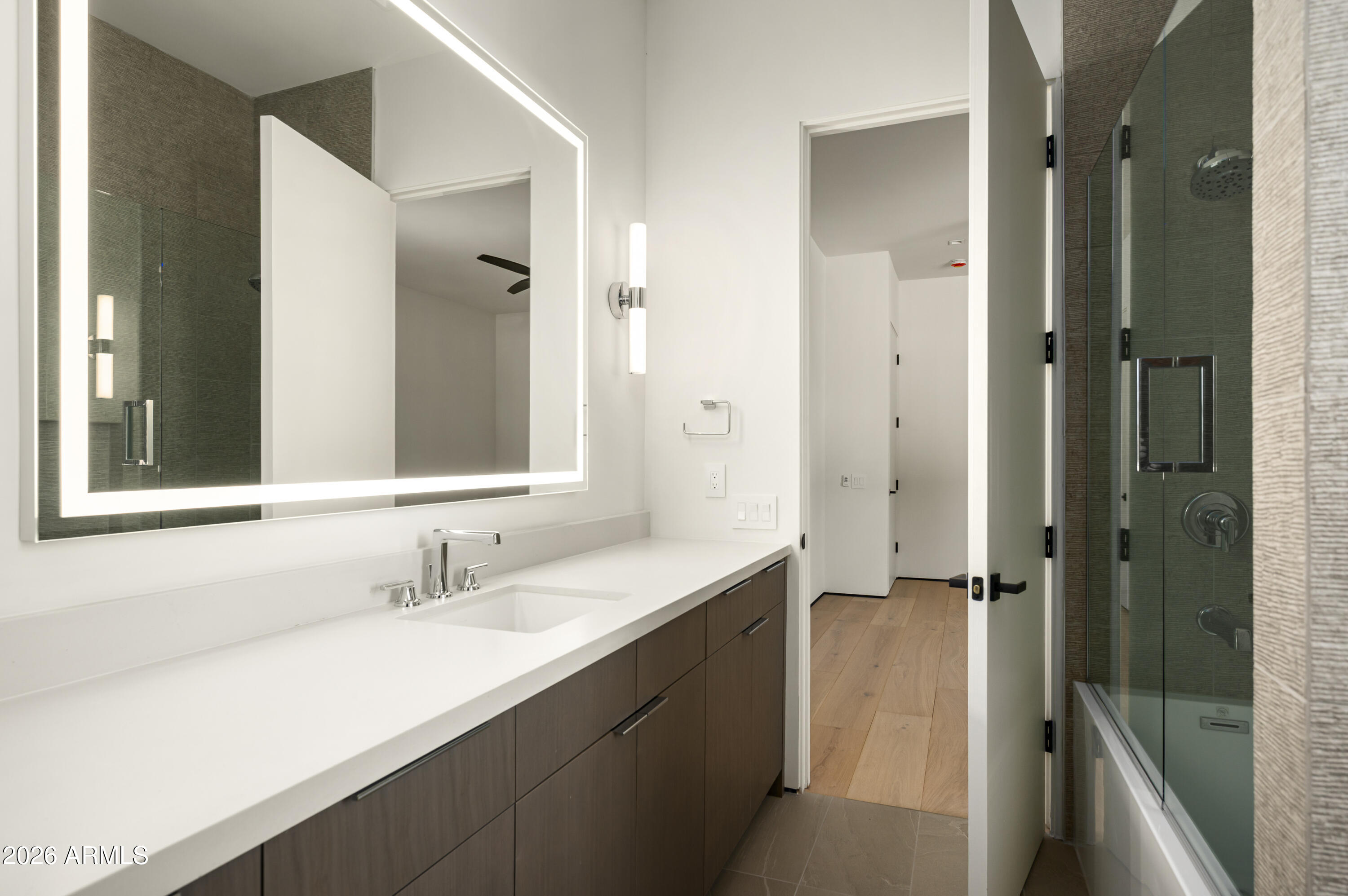 7780 E VAQUERO Drive