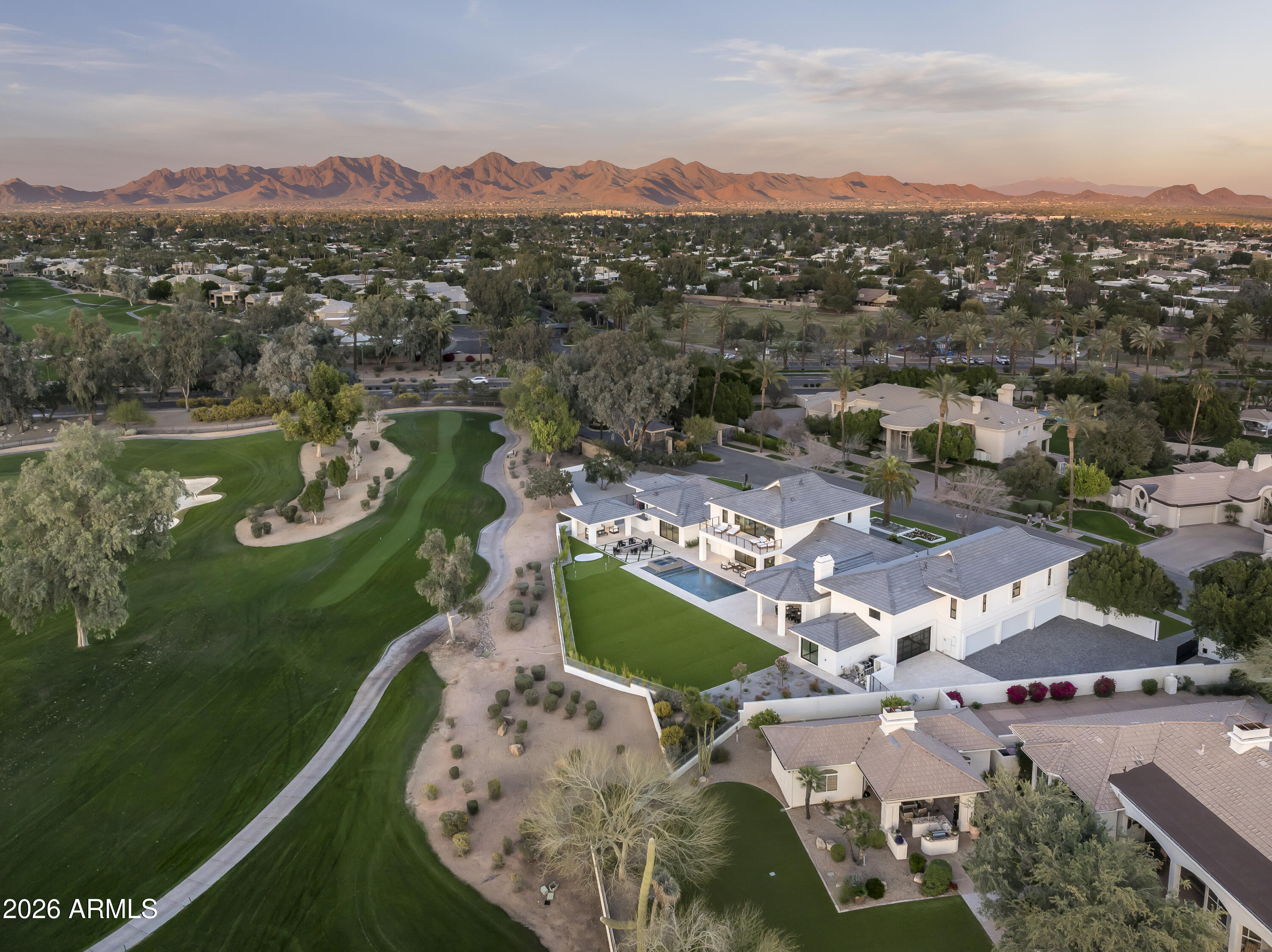 7780 E VAQUERO Drive