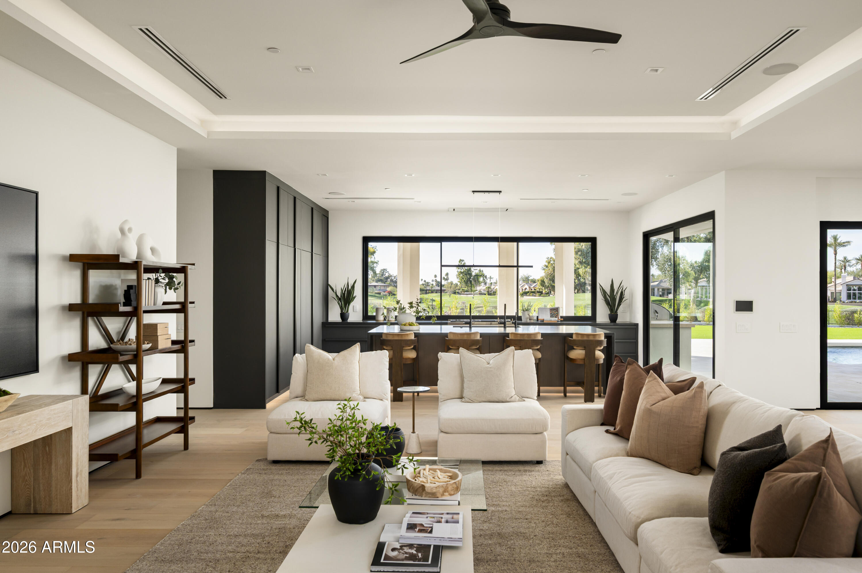 7780 E VAQUERO Drive