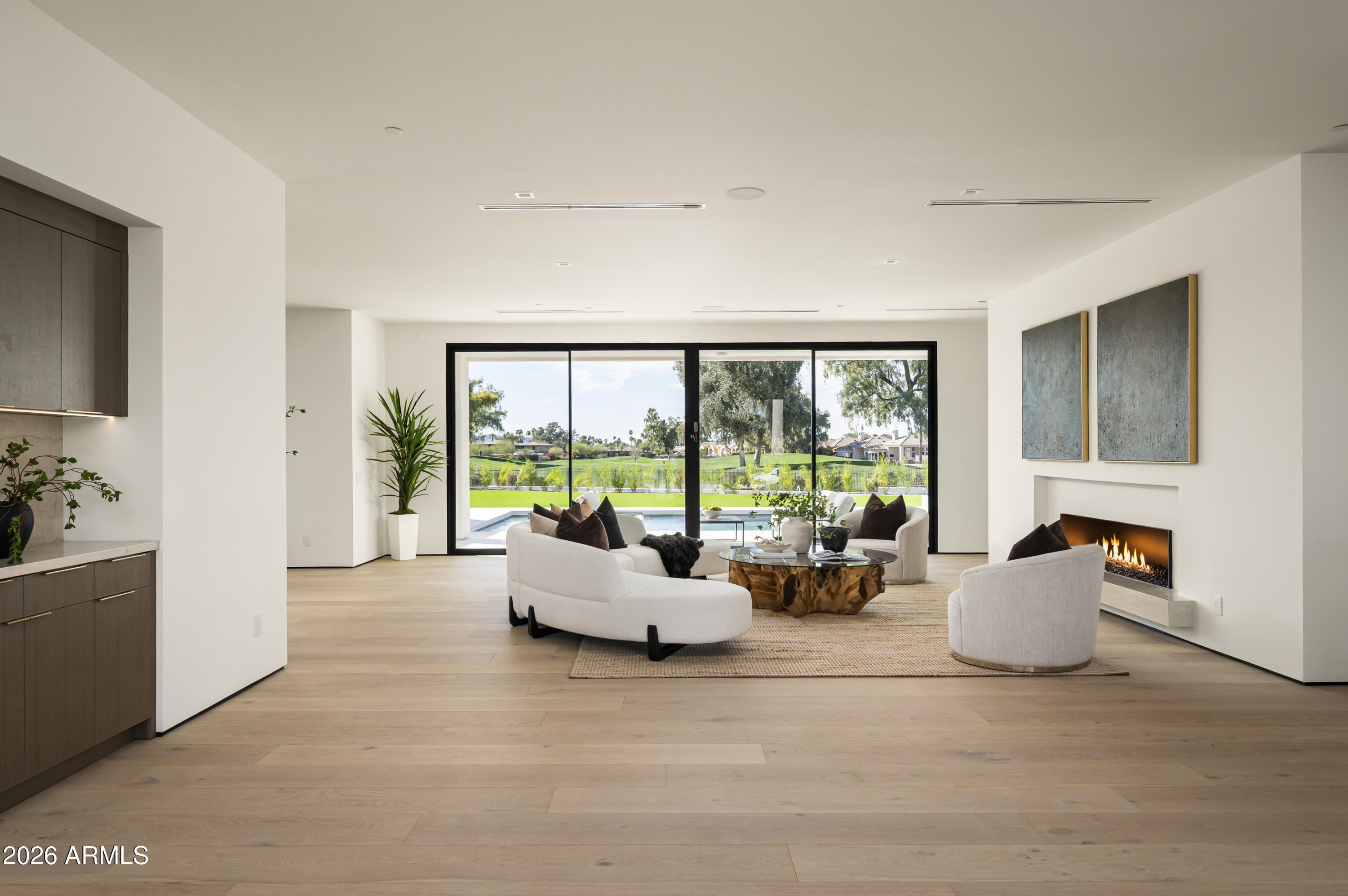 7780 E VAQUERO Drive