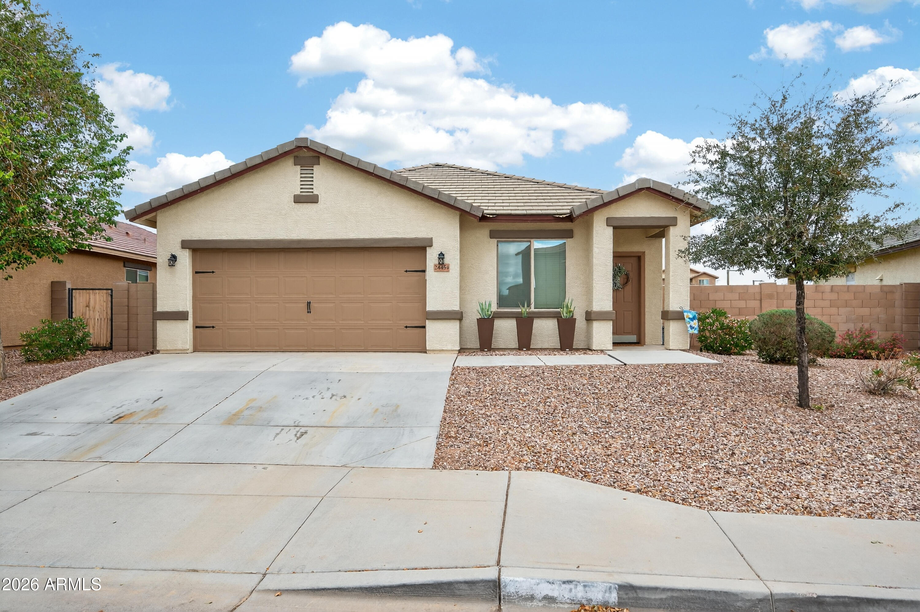 24454 W Mobile Lane