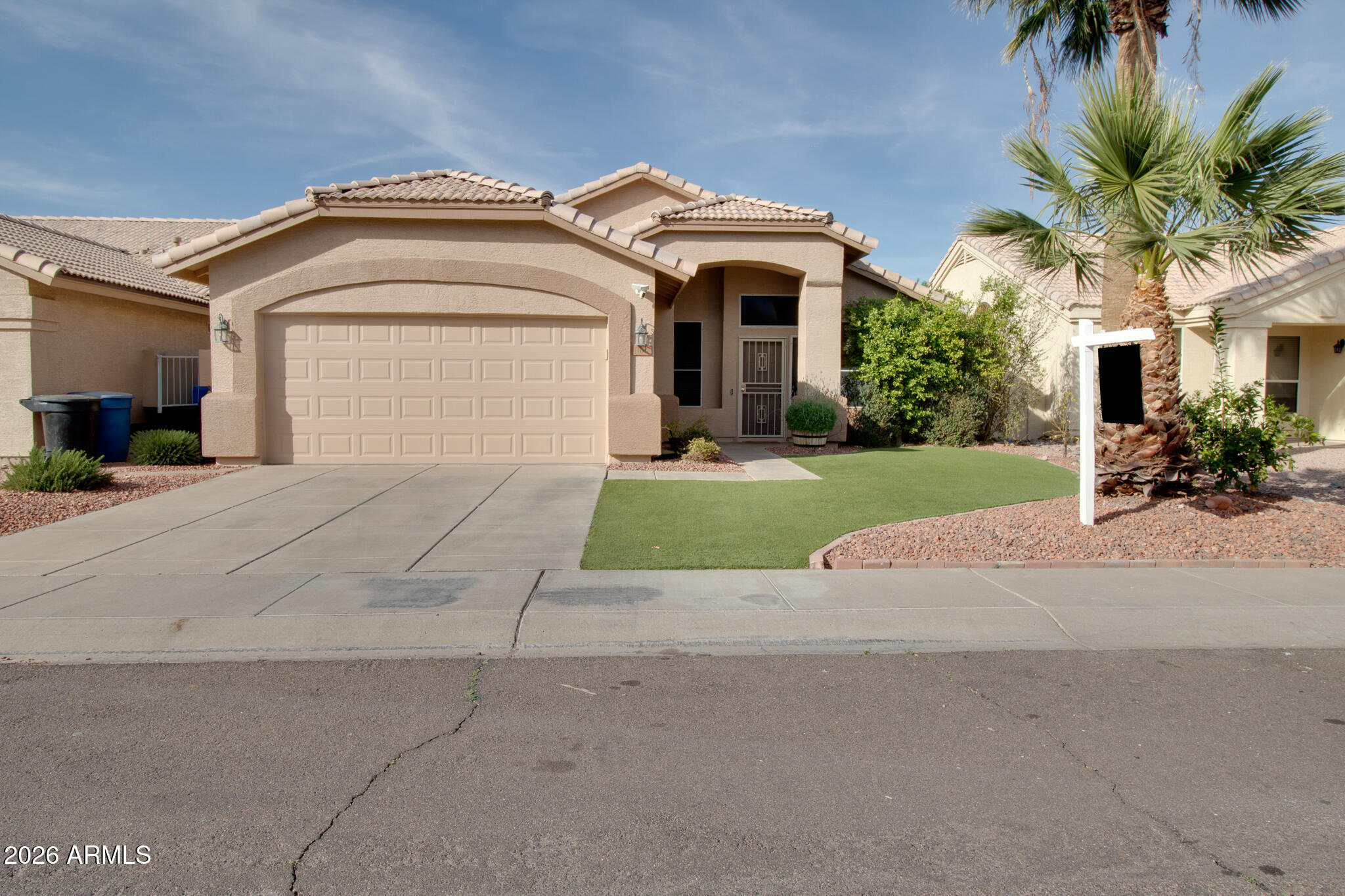 1076 W Glenmere Drive