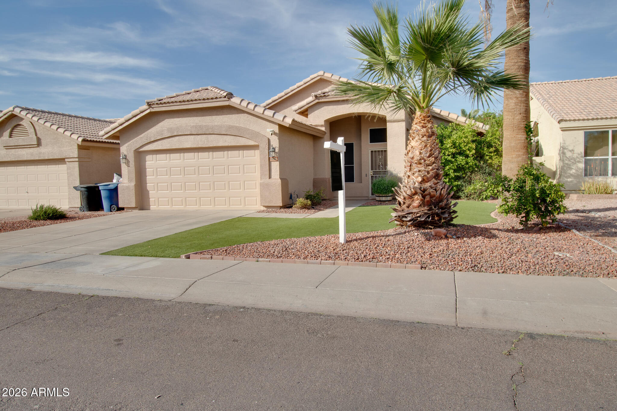1076 W Glenmere Drive