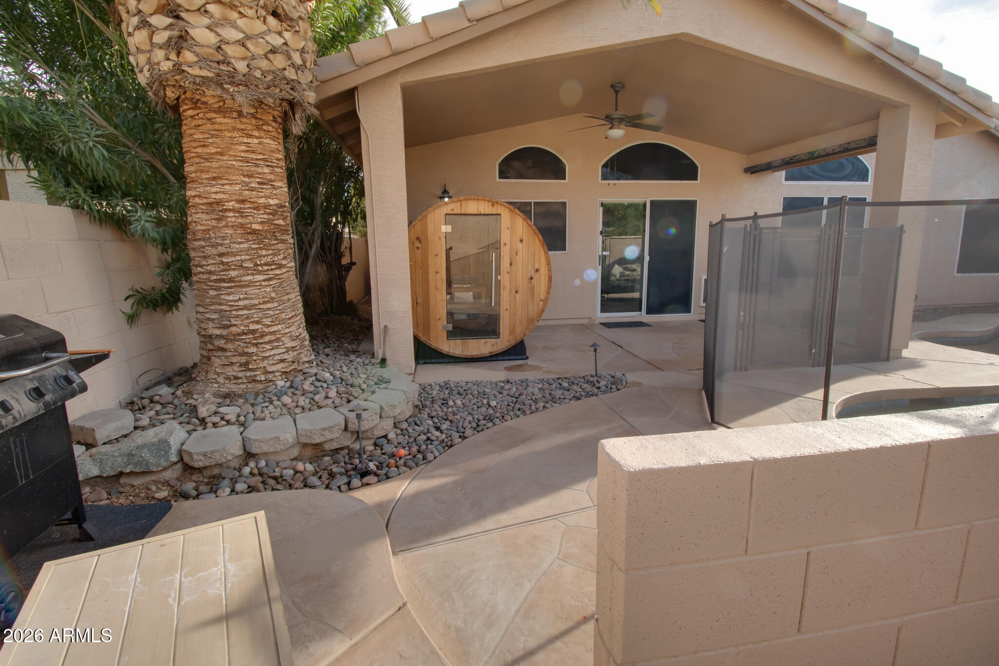 1076 W Glenmere Drive