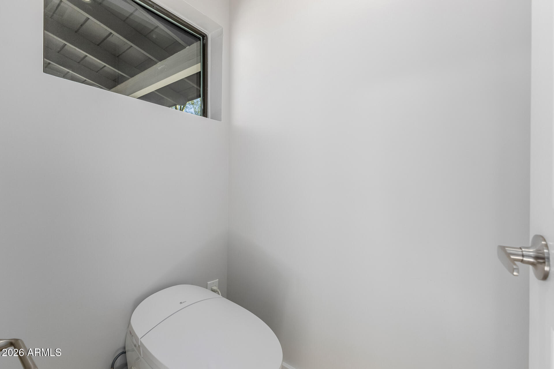 3318 E MONTECITO Avenue