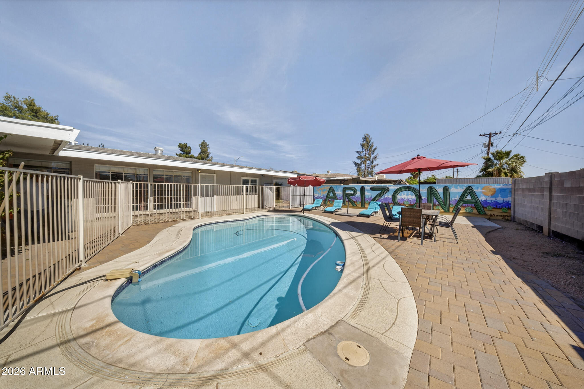 6207 W ORANGE Drive