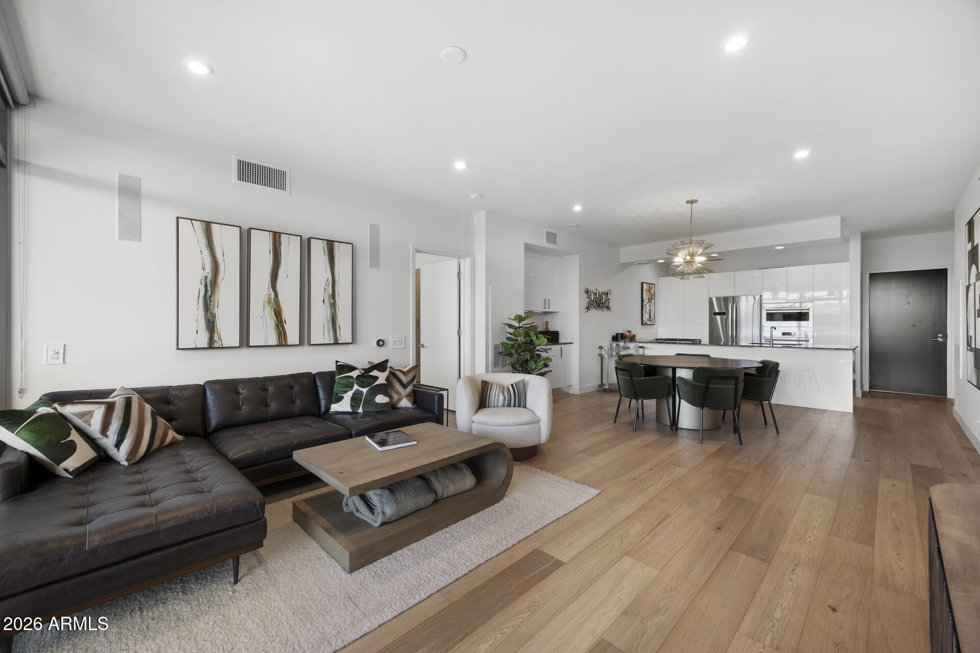 7120 E KIERLAND Boulevard 310