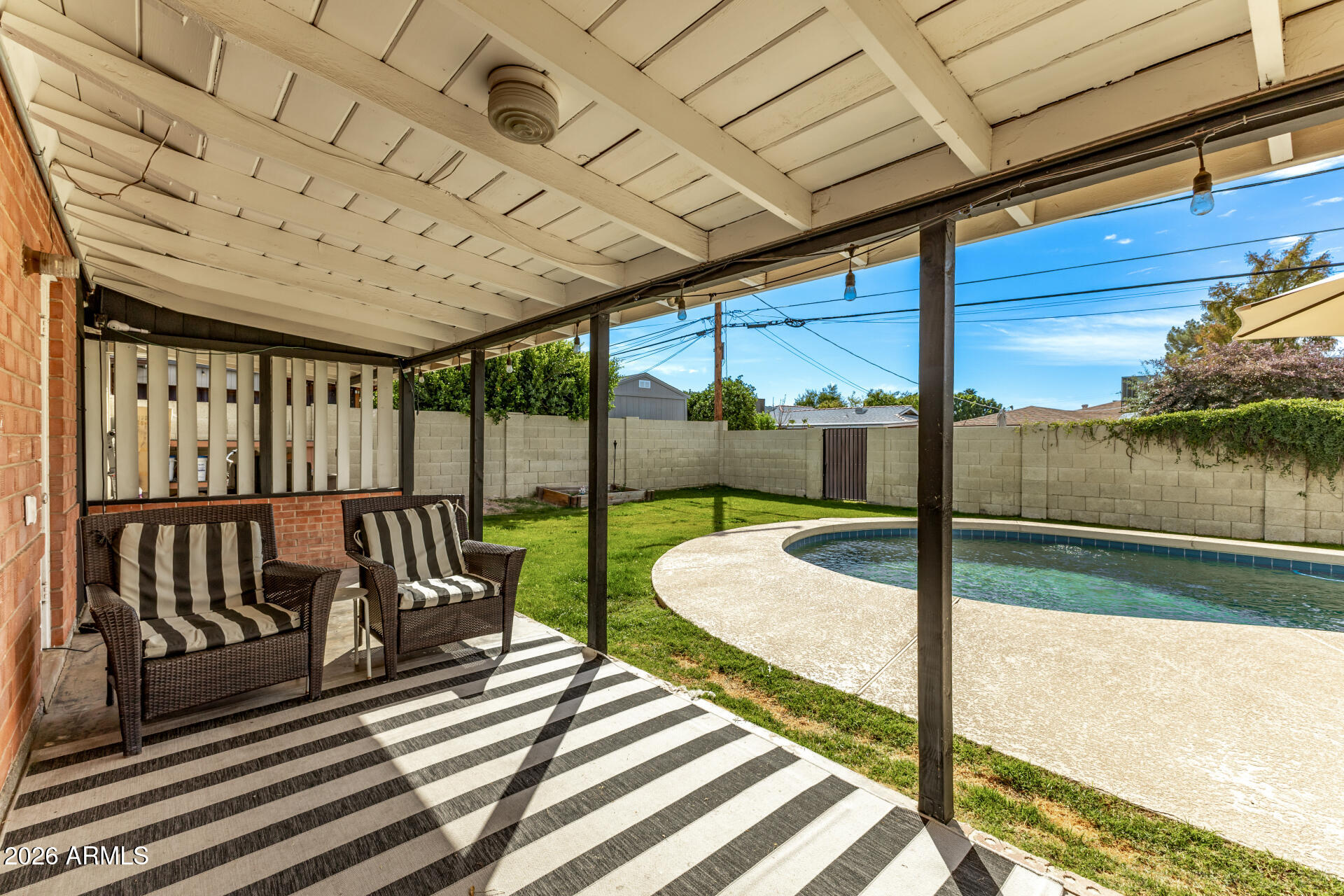 1903 E PALO VERDE Drive