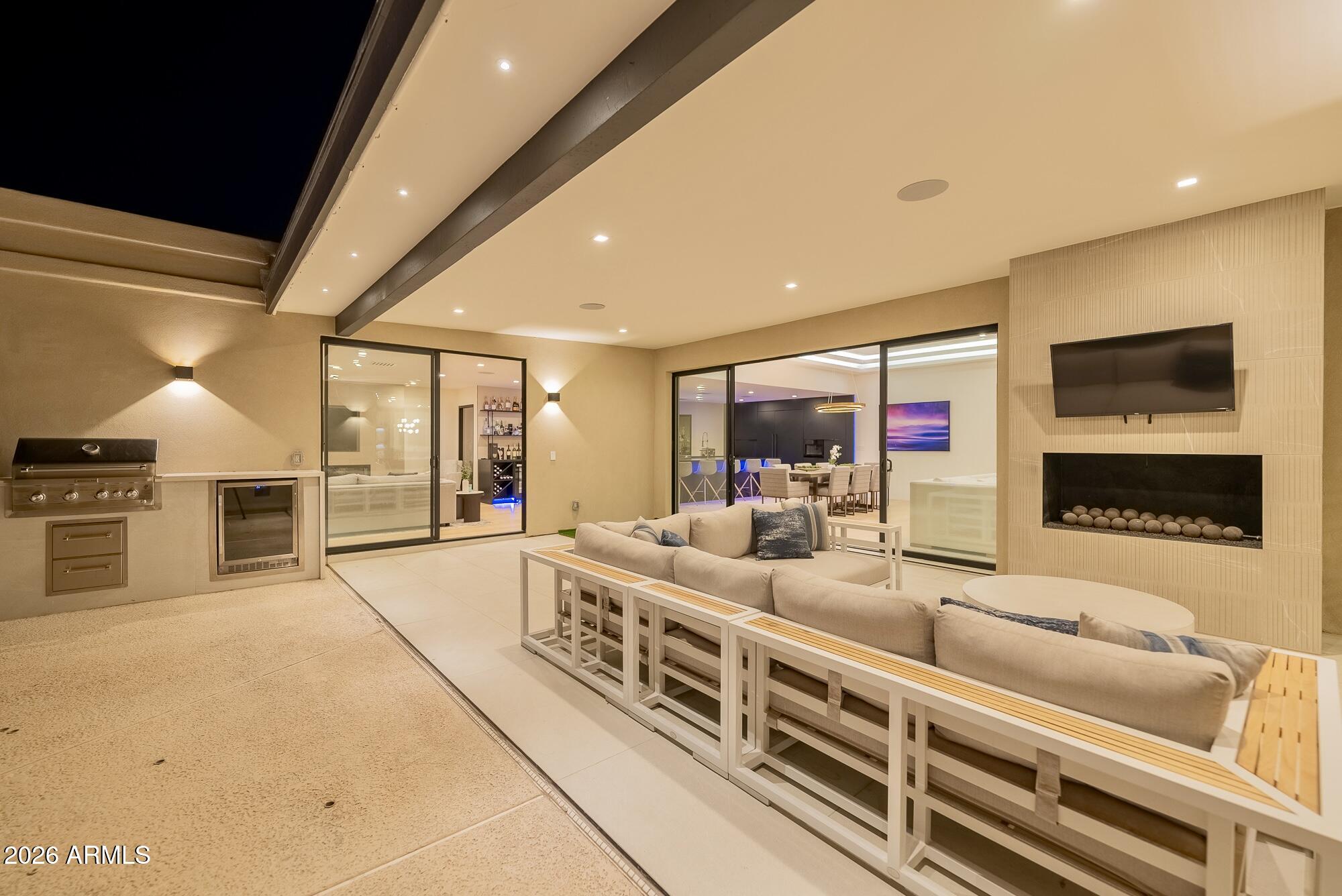 7278 E ECHO Lane