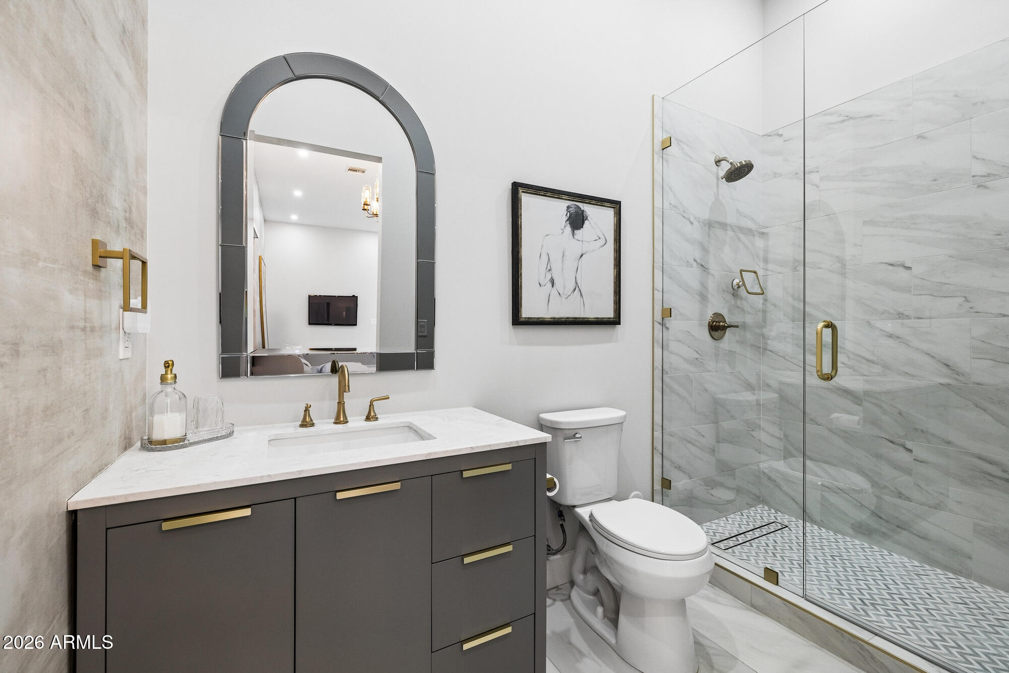 7130 E SADDLEBACK Street 11