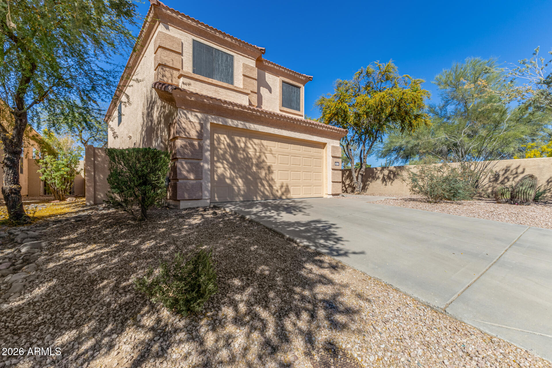 5128 E Roberta Drive