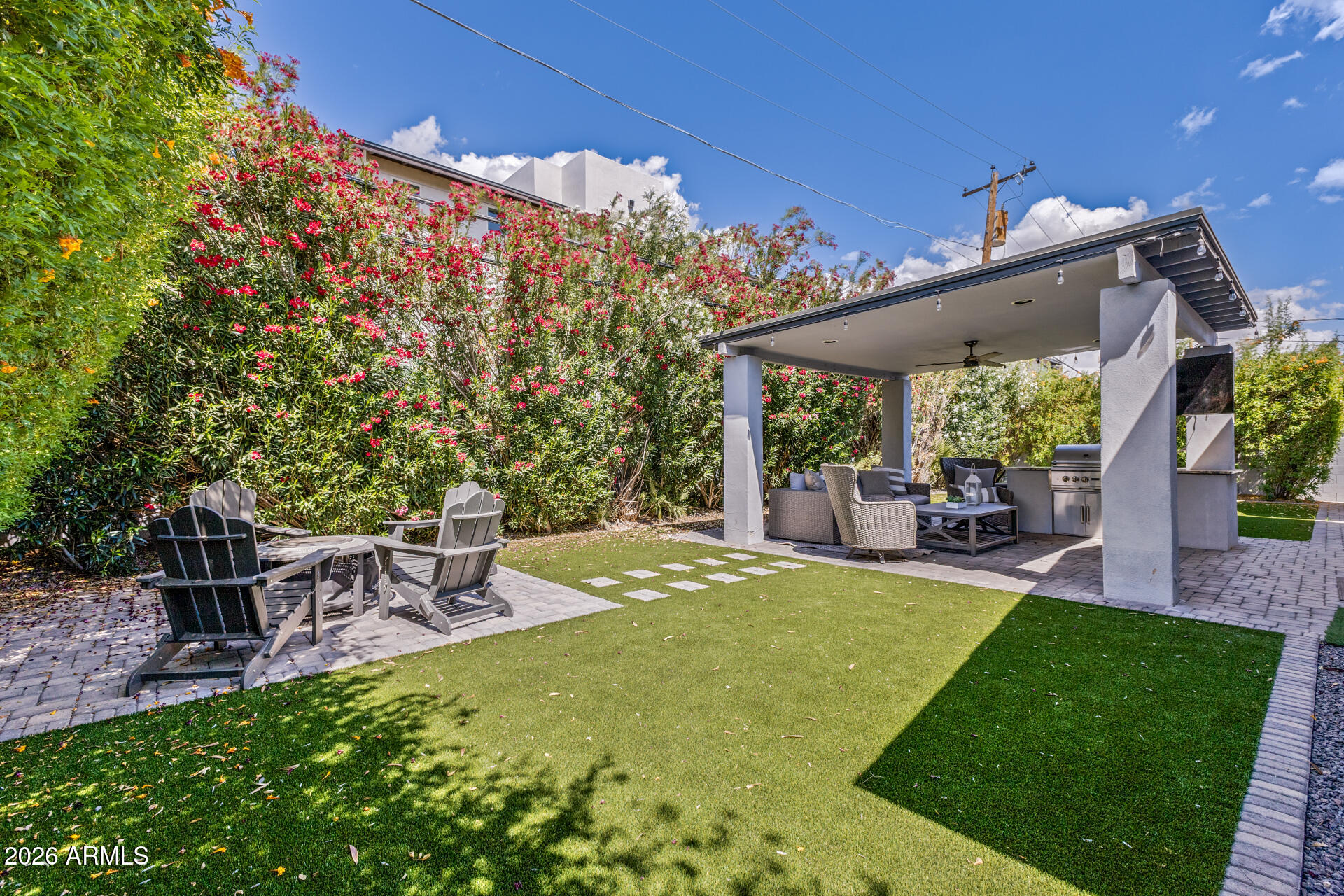 4008 E FAIRMOUNT Avenue