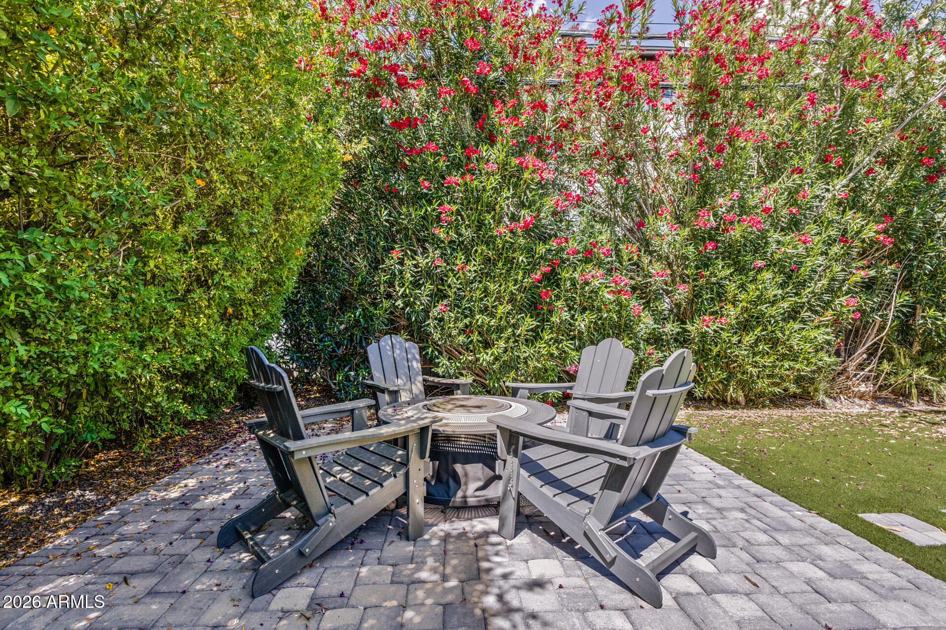 4008 E FAIRMOUNT Avenue