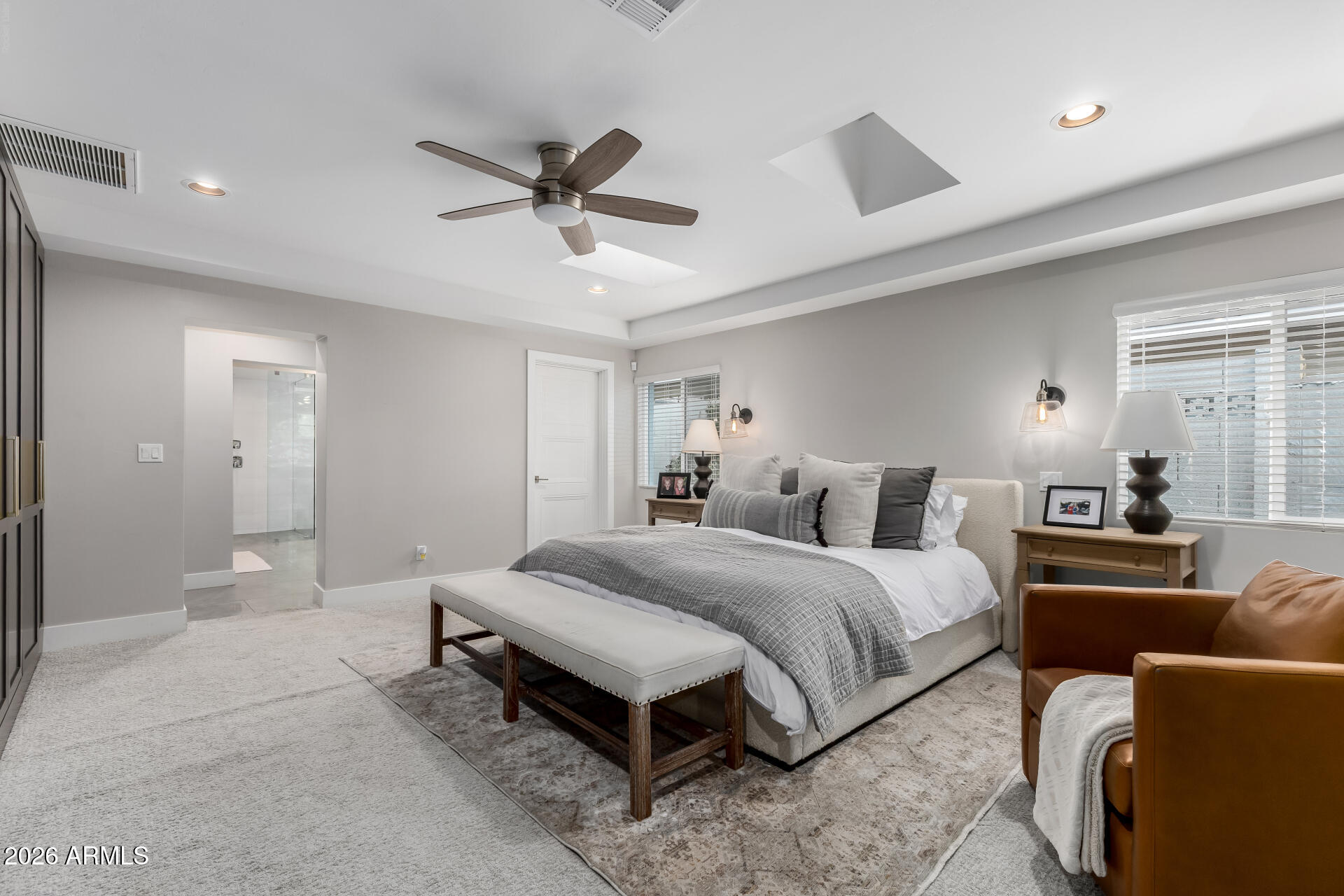 4008 E FAIRMOUNT Avenue