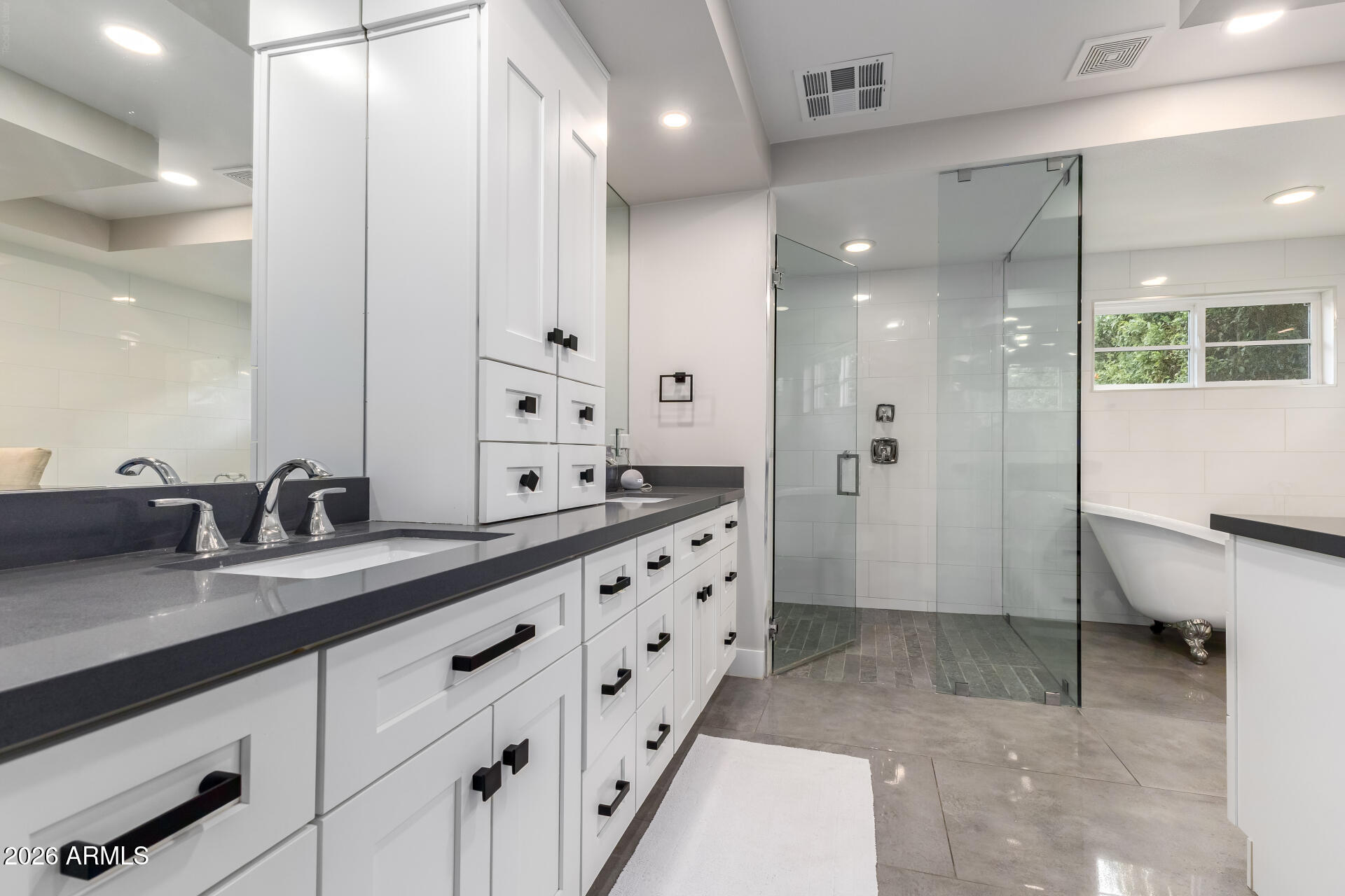 4008 E FAIRMOUNT Avenue